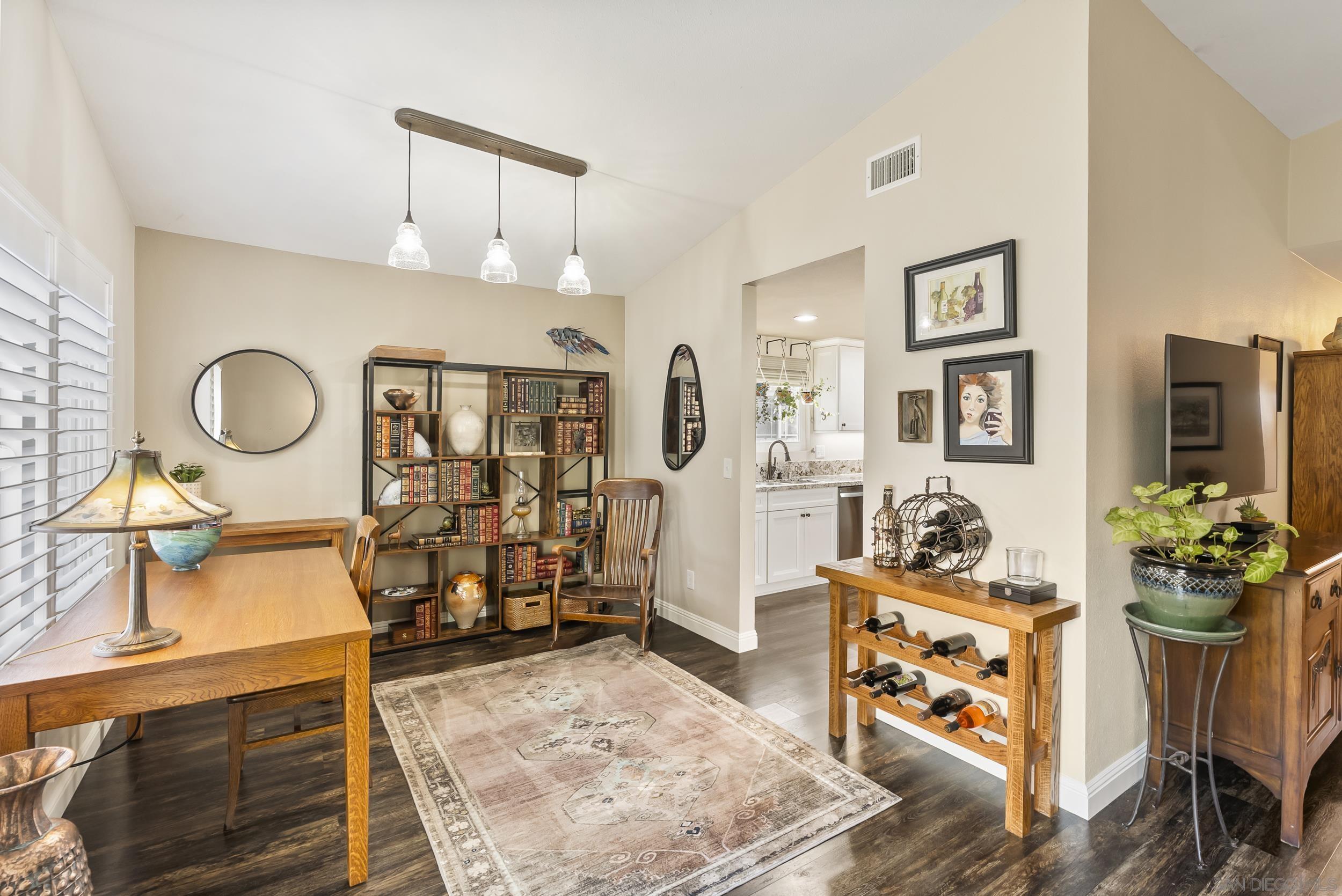 Detail Gallery Image 14 of 41 For 4859  Gardenia St., Oceanside,  CA 92057 - 3 Beds | 2 Baths