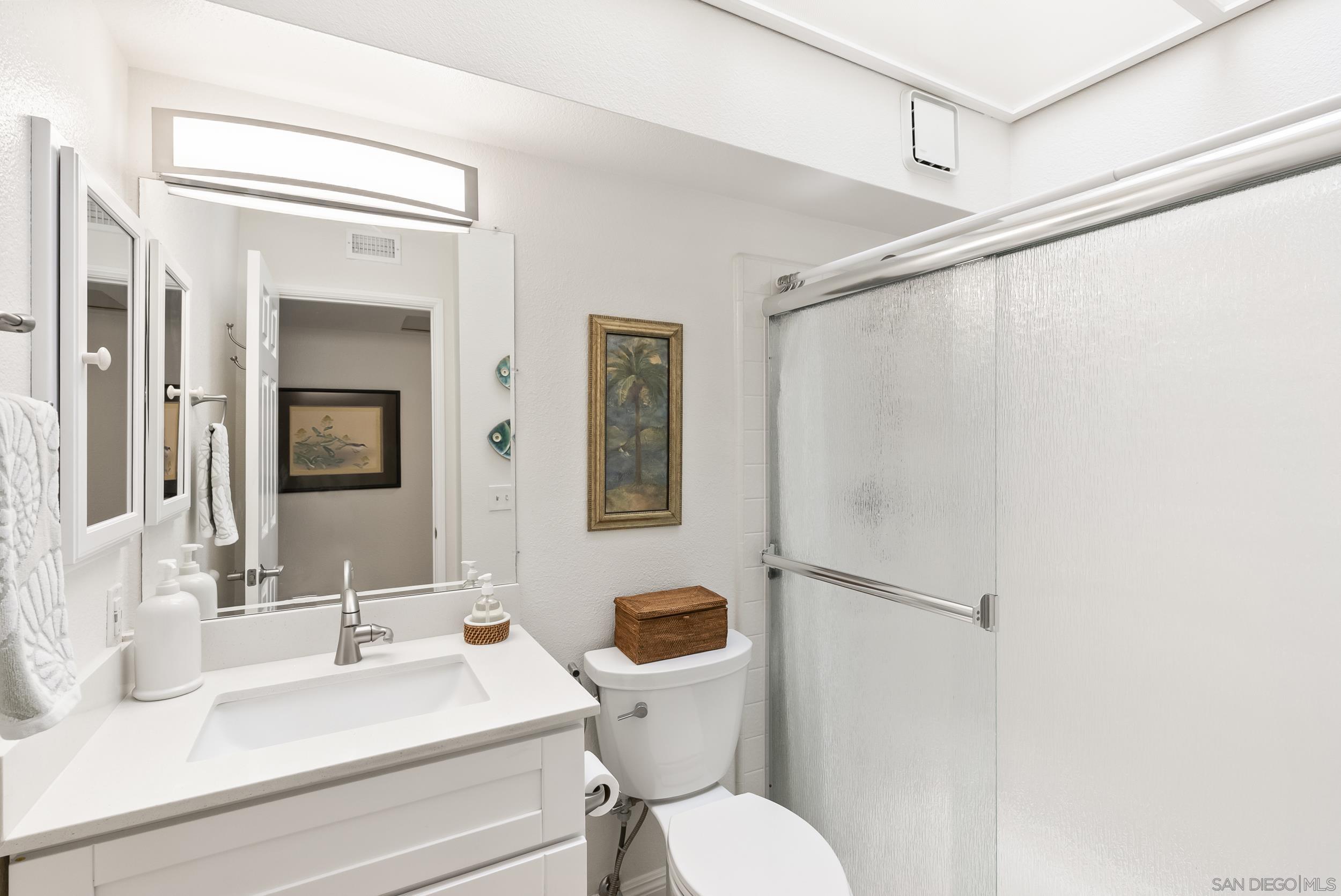 Detail Gallery Image 30 of 41 For 17909  Avenida Alozdra, San Diego,  CA 92128 - 2 Beds | 2 Baths