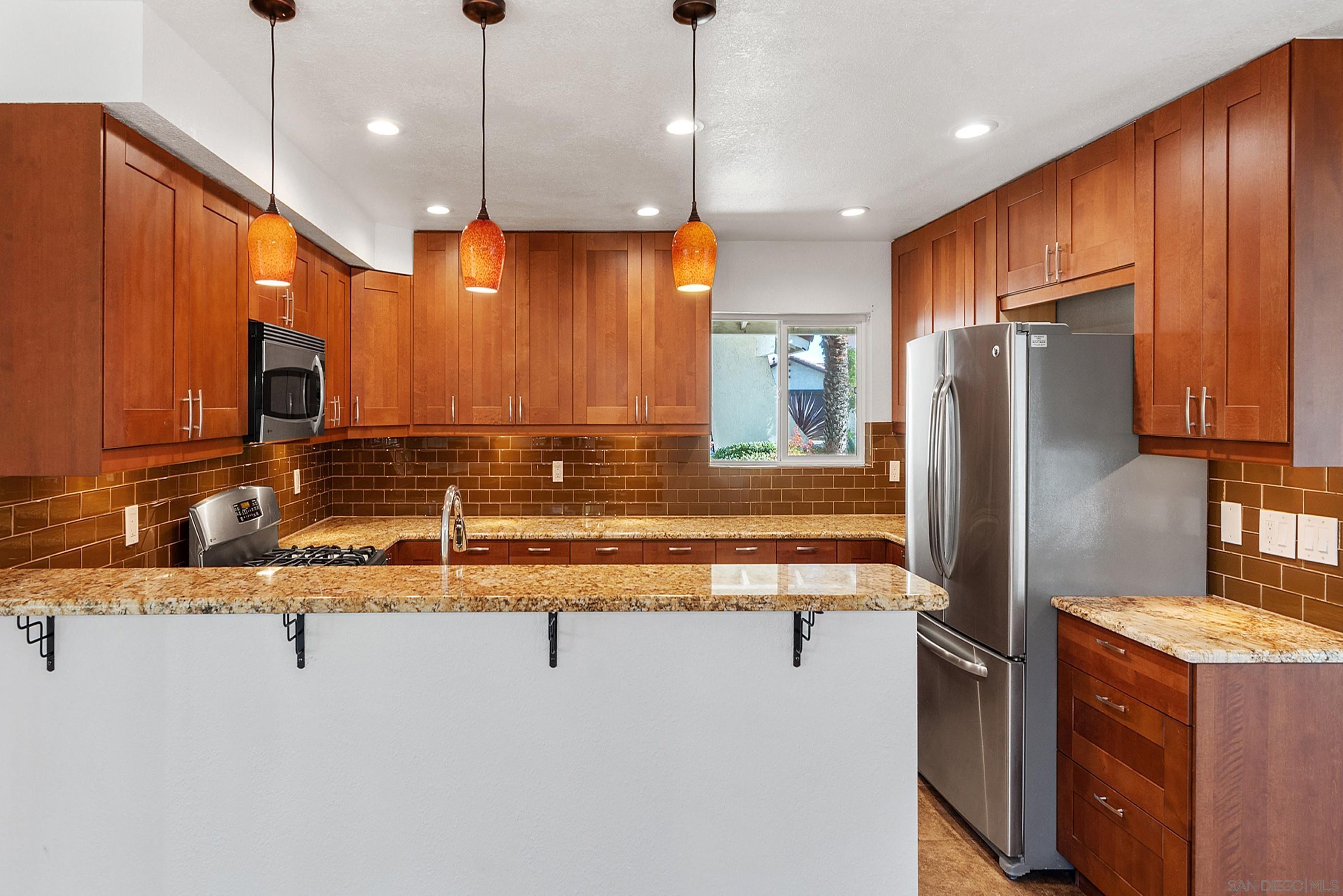 Detail Gallery Image 15 of 49 For 906  Lacebark St, San Marcos,  CA 92069 - 4 Beds | 2 Baths