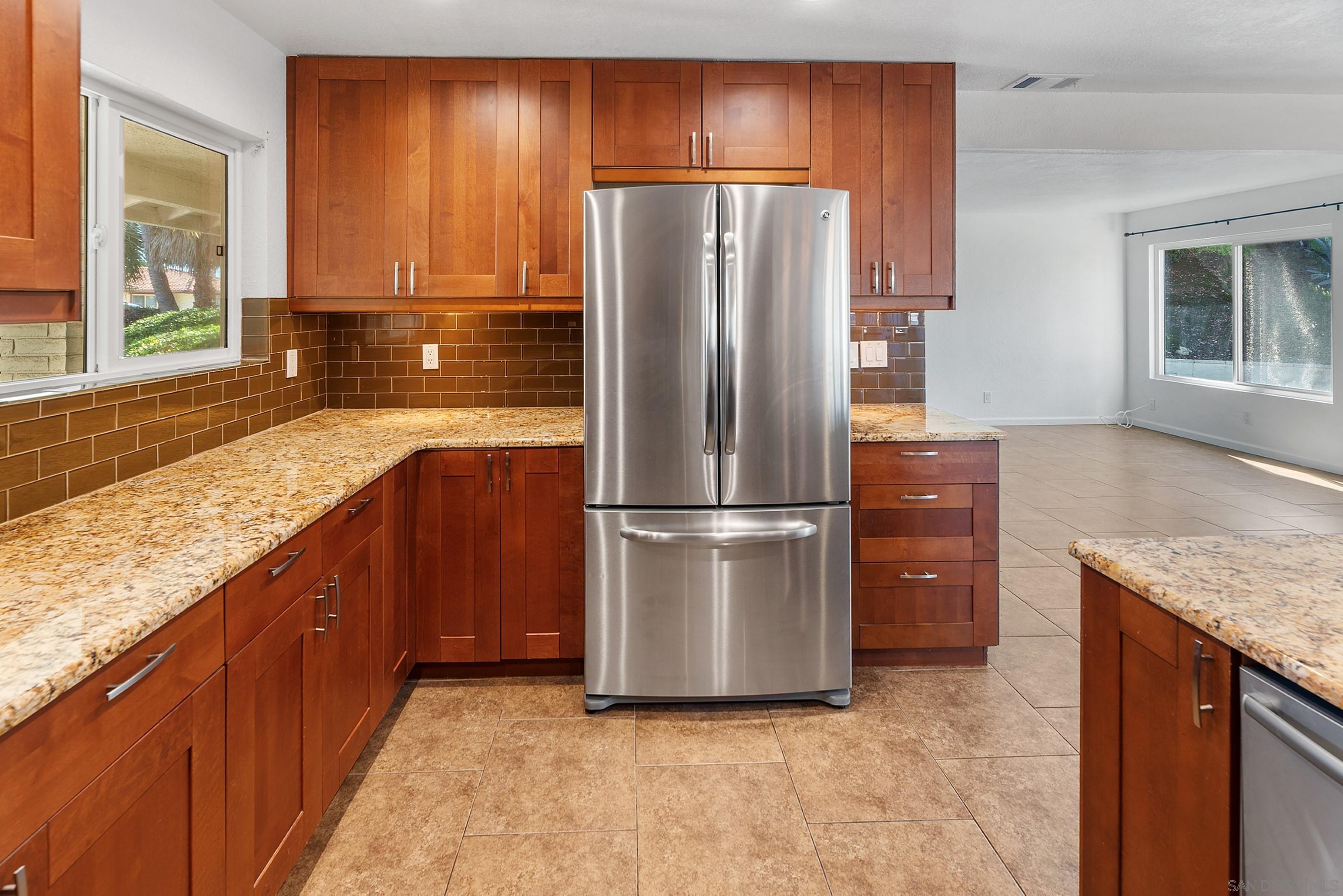 Detail Gallery Image 19 of 49 For 906  Lacebark St, San Marcos,  CA 92069 - 4 Beds | 2 Baths