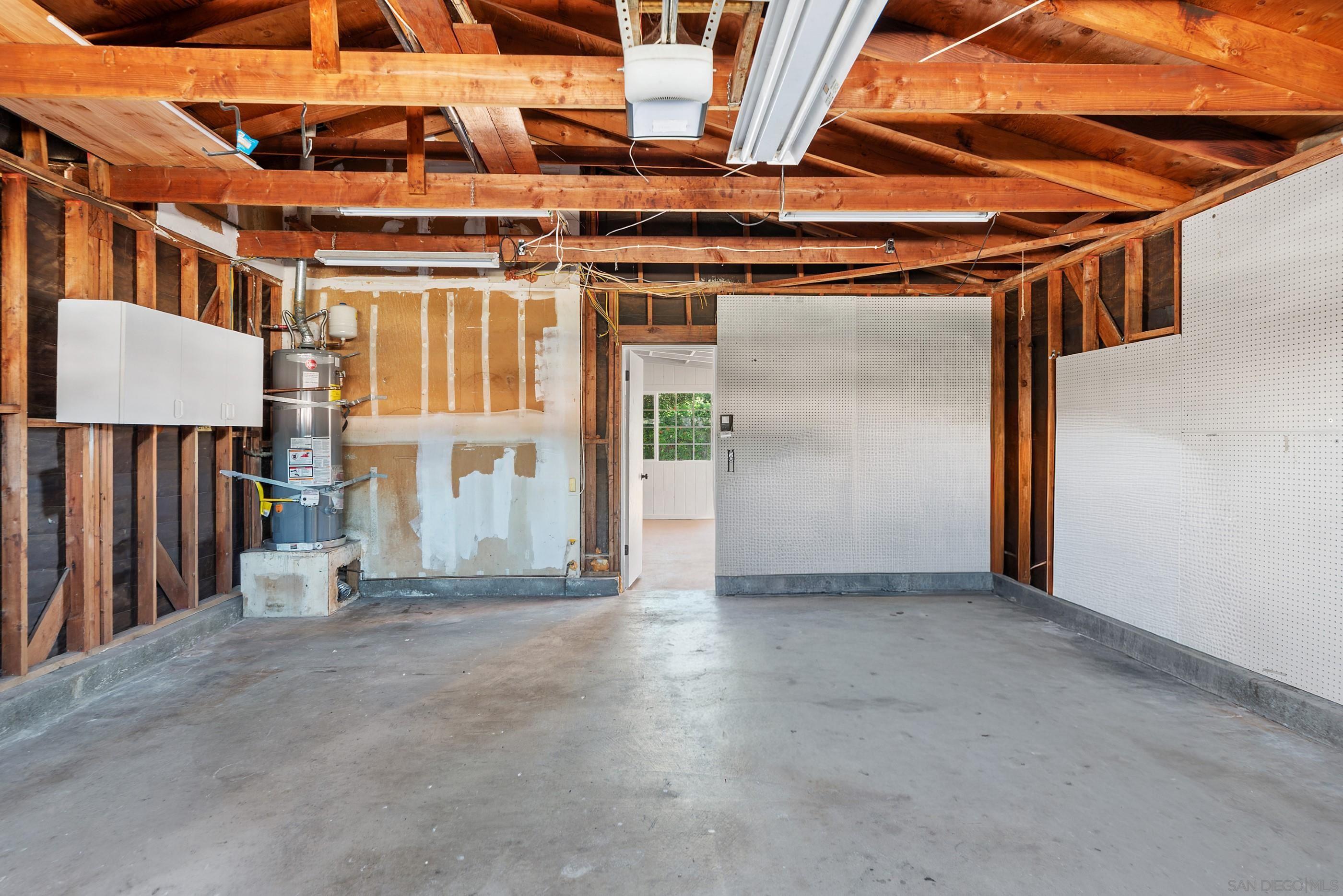 Detail Gallery Image 37 of 49 For 906  Lacebark St, San Marcos,  CA 92069 - 4 Beds | 2 Baths