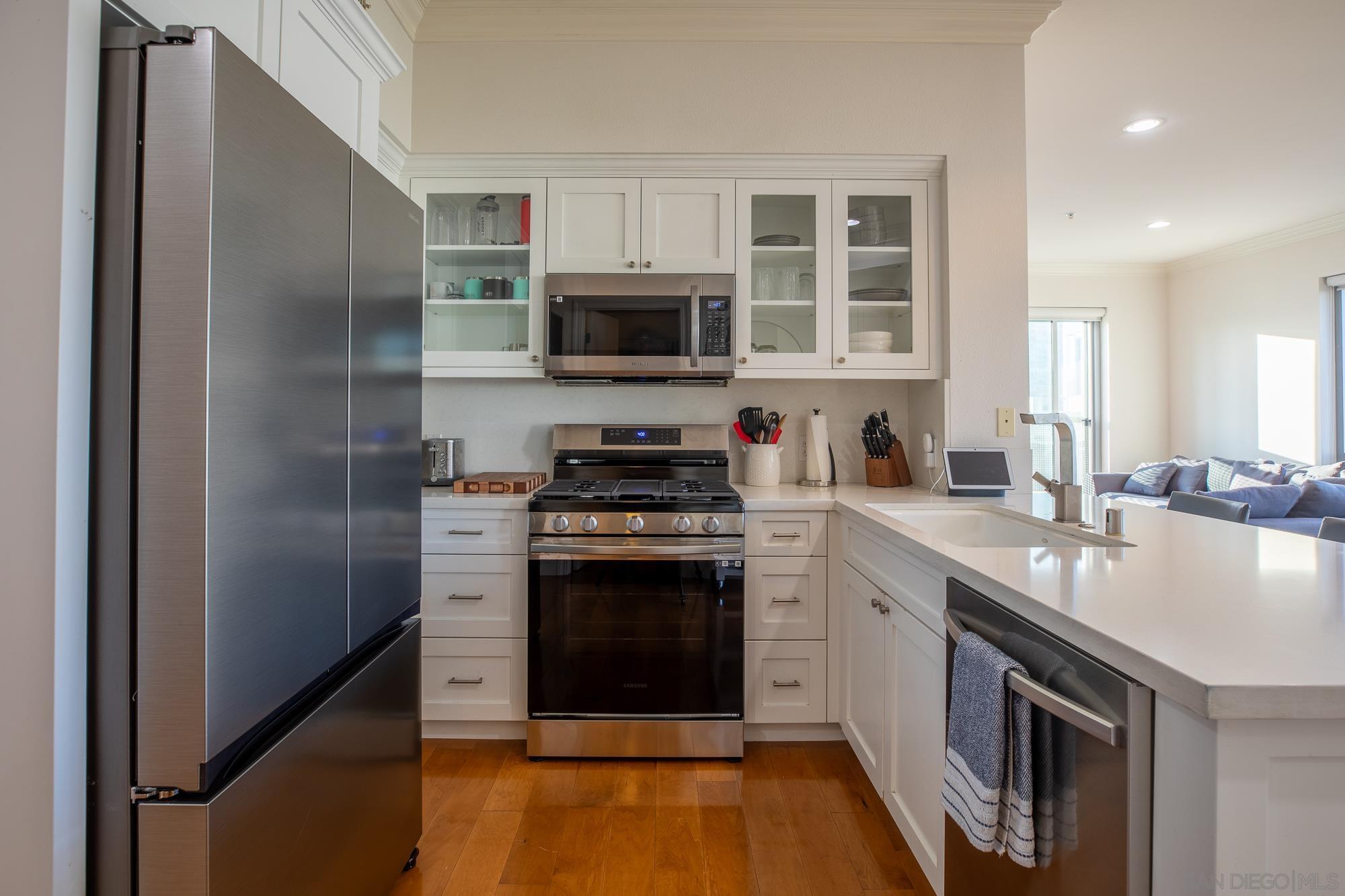 Detail Gallery Image 17 of 50 For 445  Island Ave  605, San Diego,  CA 92101 - 2 Beds | 2 Baths