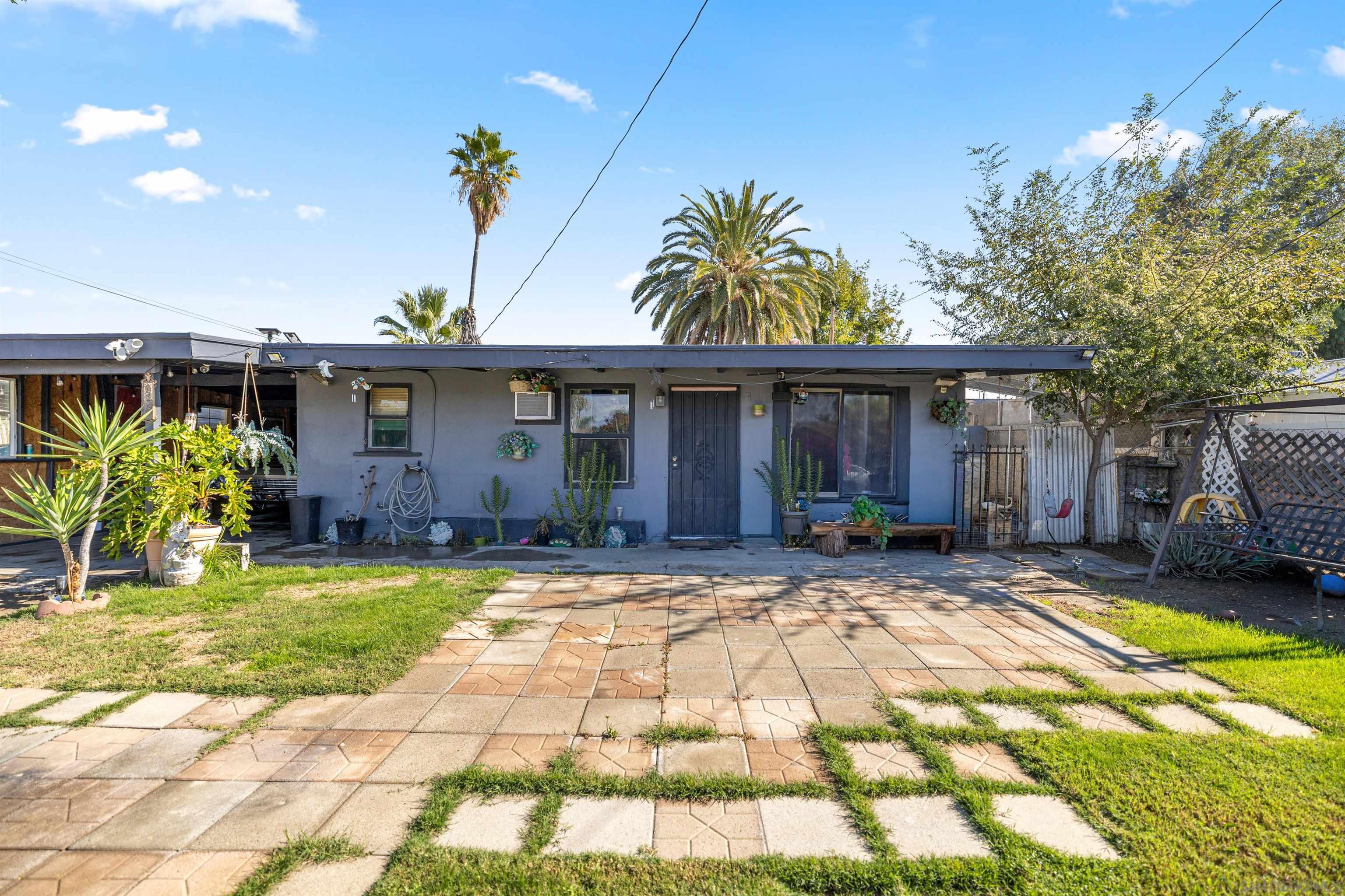 Detail Gallery Image 2 of 18 For 26802  Girard St, Hemet,  CA 92544 - 2 Beds | 1 Baths