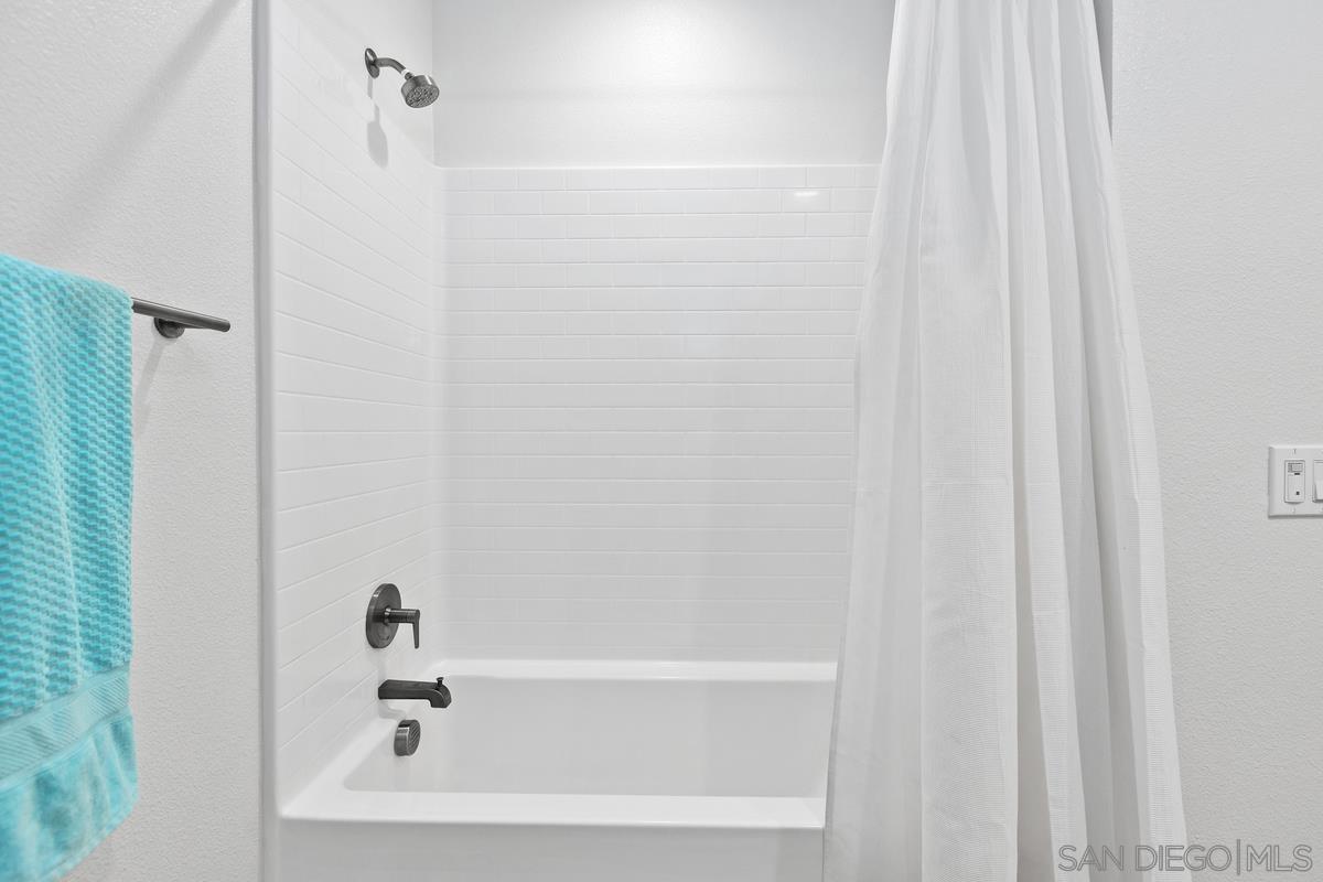 Detail Gallery Image 24 of 37 For 10149  Graphite Street, Spring Valley,  CA 91977 - 3 Beds | 2/1 Baths