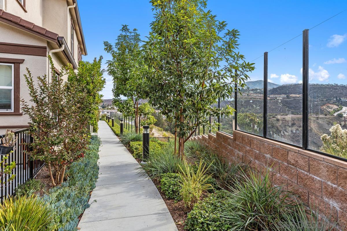 Detail Gallery Image 25 of 37 For 10149  Graphite Street, Spring Valley,  CA 91977 - 3 Beds | 2/1 Baths