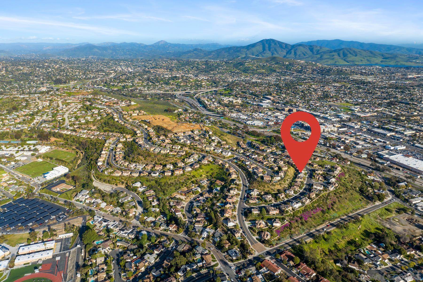 Detail Gallery Image 14 of 75 For 3935  Sacramento Dr, La Mesa,  CA 91941 - 5 Beds | 4 Baths