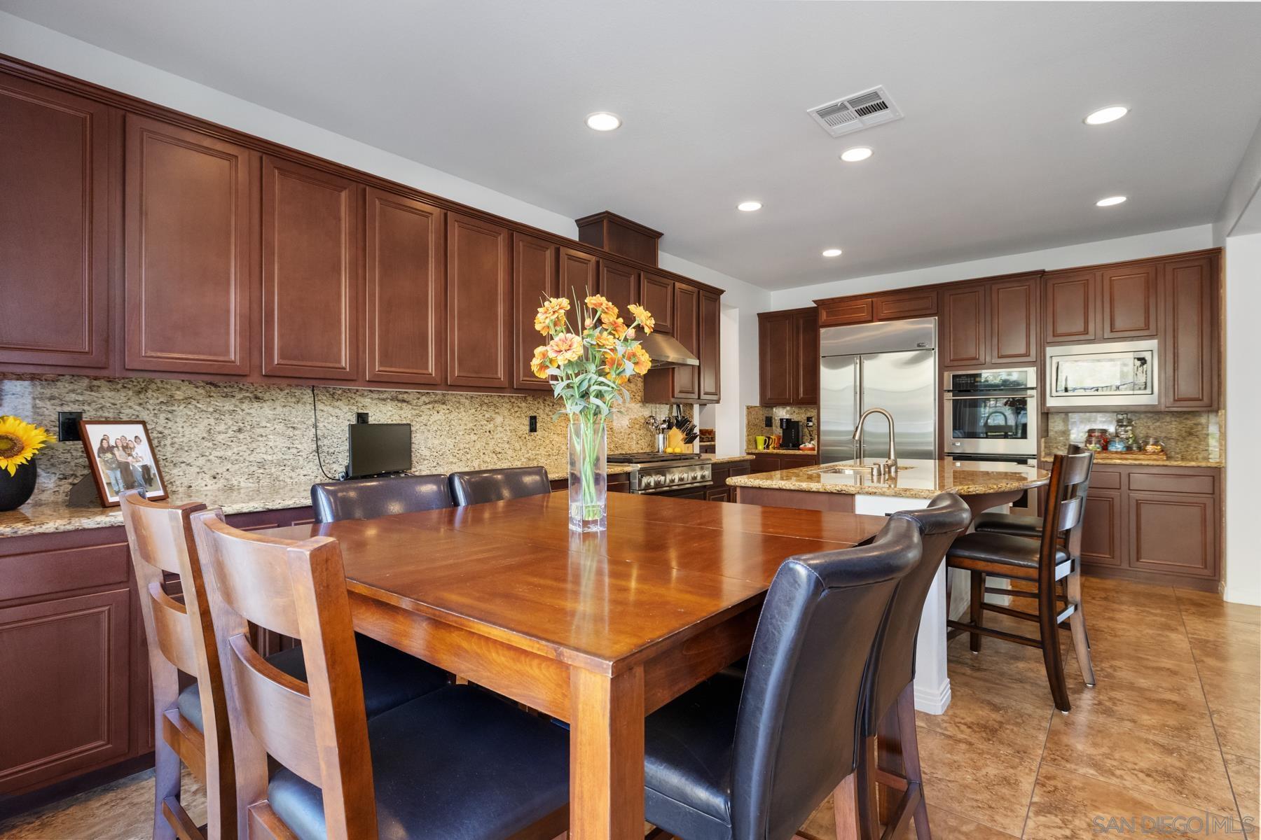 Detail Gallery Image 38 of 75 For 3935  Sacramento Dr, La Mesa,  CA 91941 - 5 Beds | 4 Baths