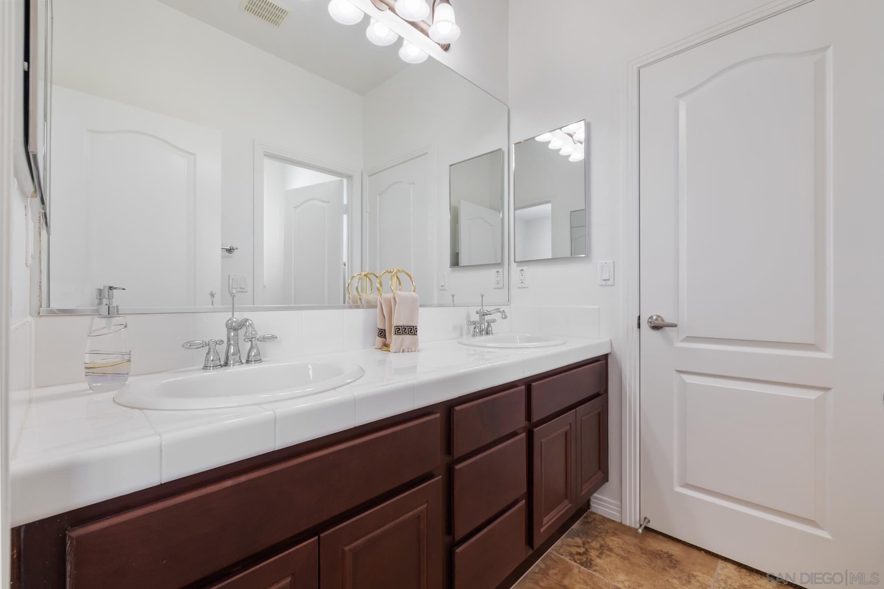 Detail Gallery Image 74 of 75 For 3935  Sacramento Dr, La Mesa,  CA 91941 - 5 Beds | 4 Baths