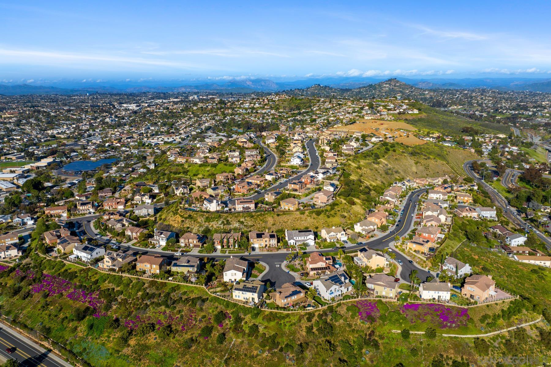 Detail Gallery Image 10 of 75 For 3935  Sacramento Dr, La Mesa,  CA 91941 - 5 Beds | 4 Baths