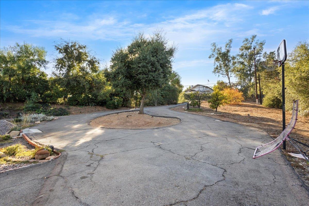 Detail Gallery Image 28 of 46 For 11493  Eucalyptus Hills Dr, Lakeside,  CA 92040 - 3 Beds | 3 Baths