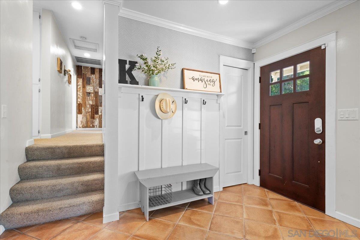 Detail Gallery Image 5 of 46 For 11493  Eucalyptus Hills Dr, Lakeside,  CA 92040 - 3 Beds | 3 Baths