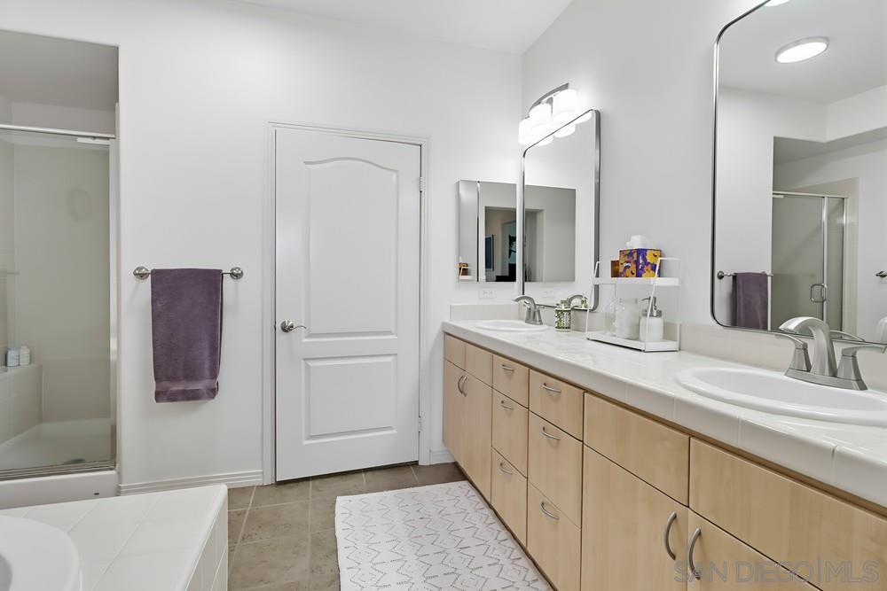 Detail Gallery Image 13 of 36 For 8233  Station Village Ln  #2409,  San Diego,  CA 92108 - 2 Beds | 2 Baths