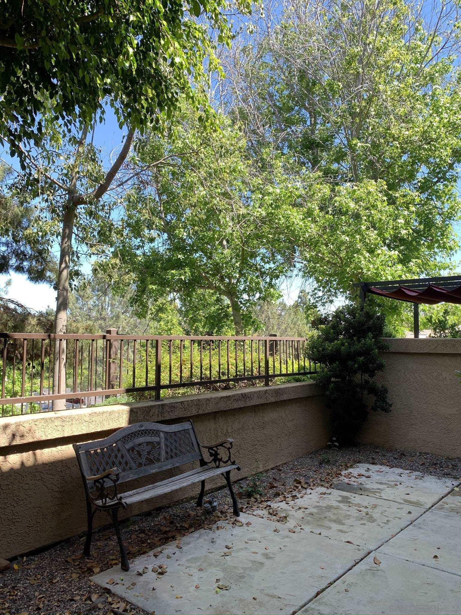 Detail Gallery Image 16 of 21 For 3619  Ruette De Ville, San Diego,  CA 92130 - 3 Beds | 2/1 Baths