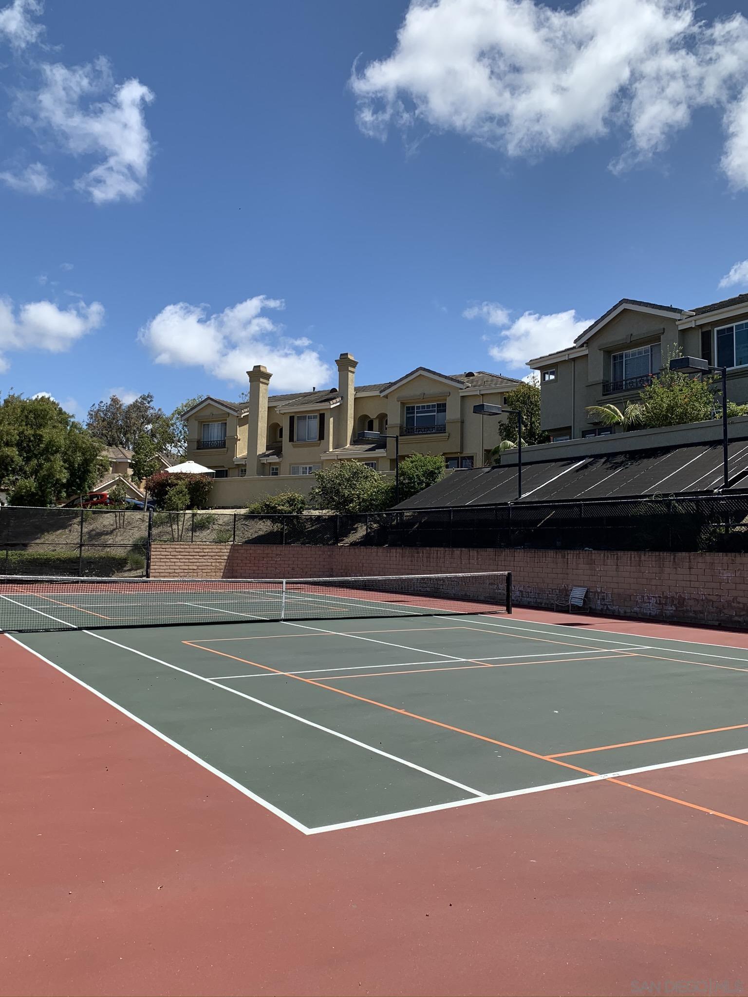 Detail Gallery Image 19 of 21 For 3619  Ruette De Ville, San Diego,  CA 92130 - 3 Beds | 2/1 Baths