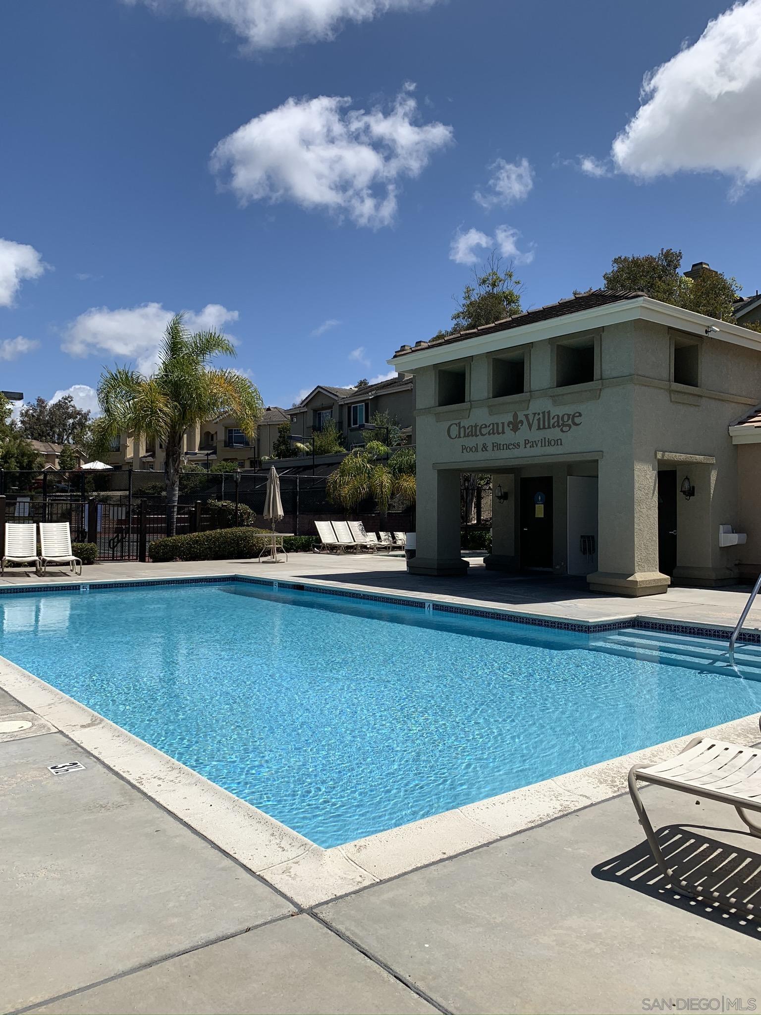 Detail Gallery Image 20 of 21 For 3619  Ruette De Ville, San Diego,  CA 92130 - 3 Beds | 2/1 Baths