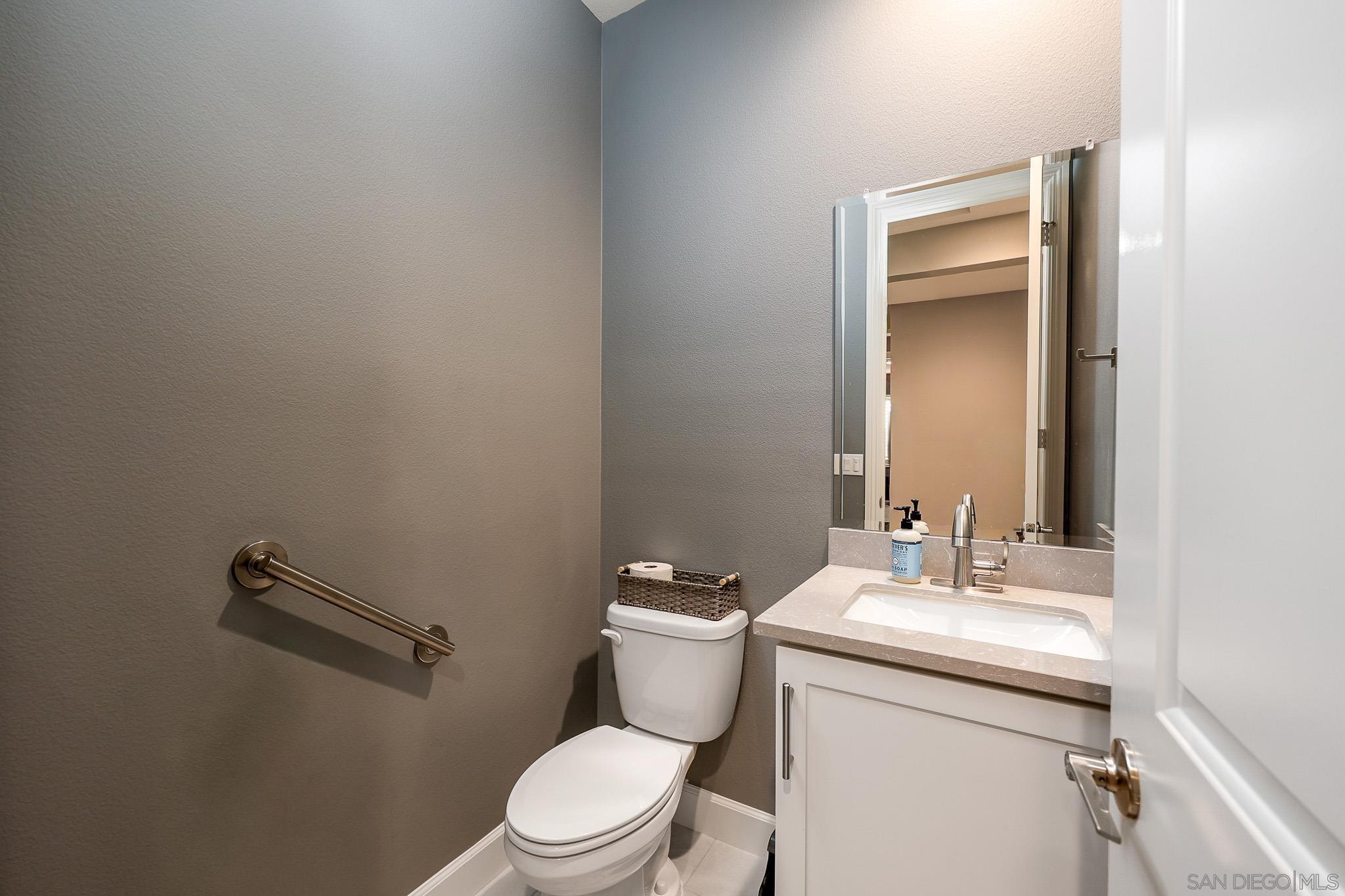 Detail Gallery Image 21 of 32 For 893  Woodhaven Rd, San Marcos,  CA 92069 - 4 Beds | 2/1 Baths