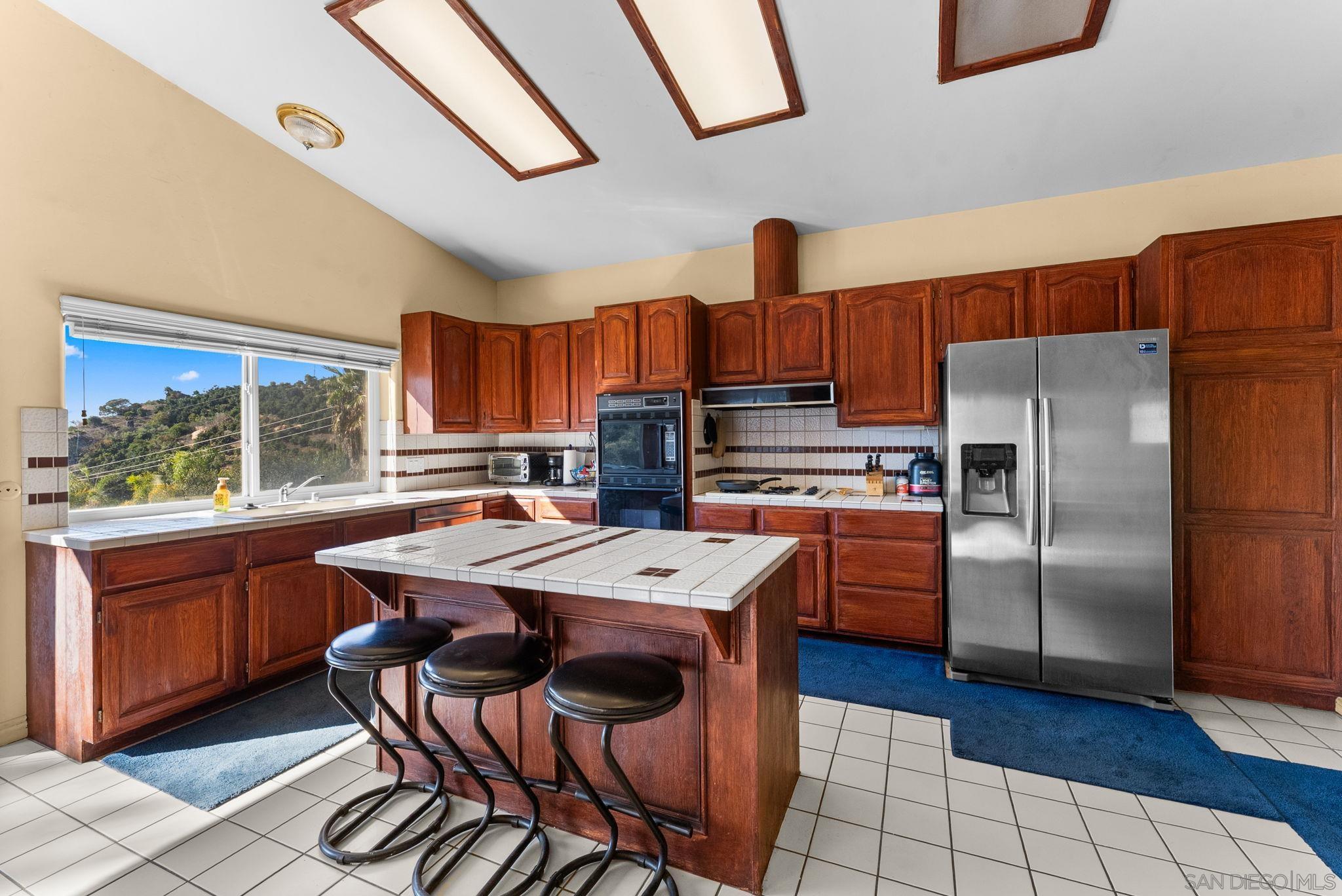 Detail Gallery Image 11 of 38 For 3849  Pala Mesa Drive, Fallbrook,  CA 92028 - 4 Beds | 3/1 Baths