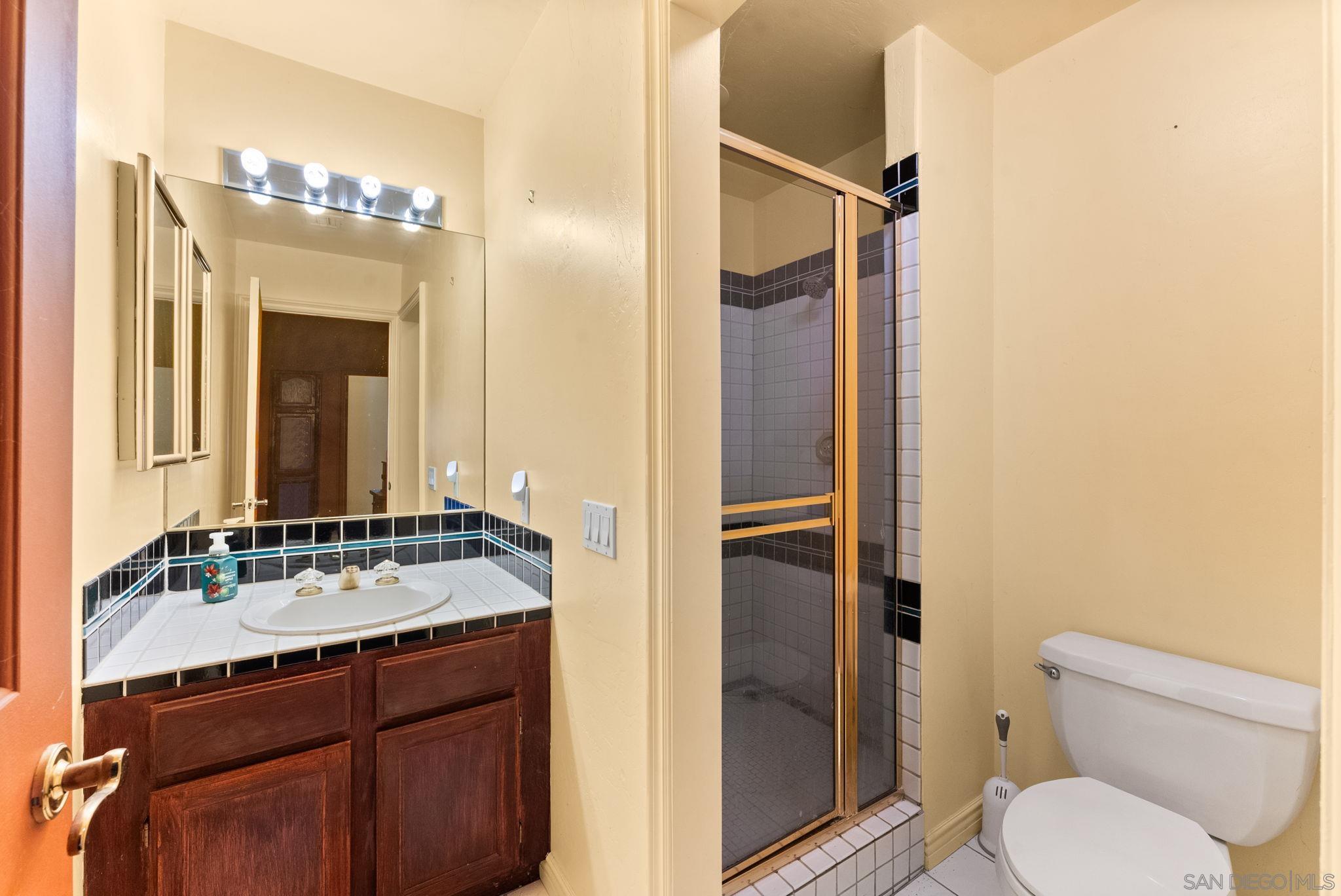 Detail Gallery Image 21 of 38 For 3849  Pala Mesa Drive, Fallbrook,  CA 92028 - 4 Beds | 3/1 Baths