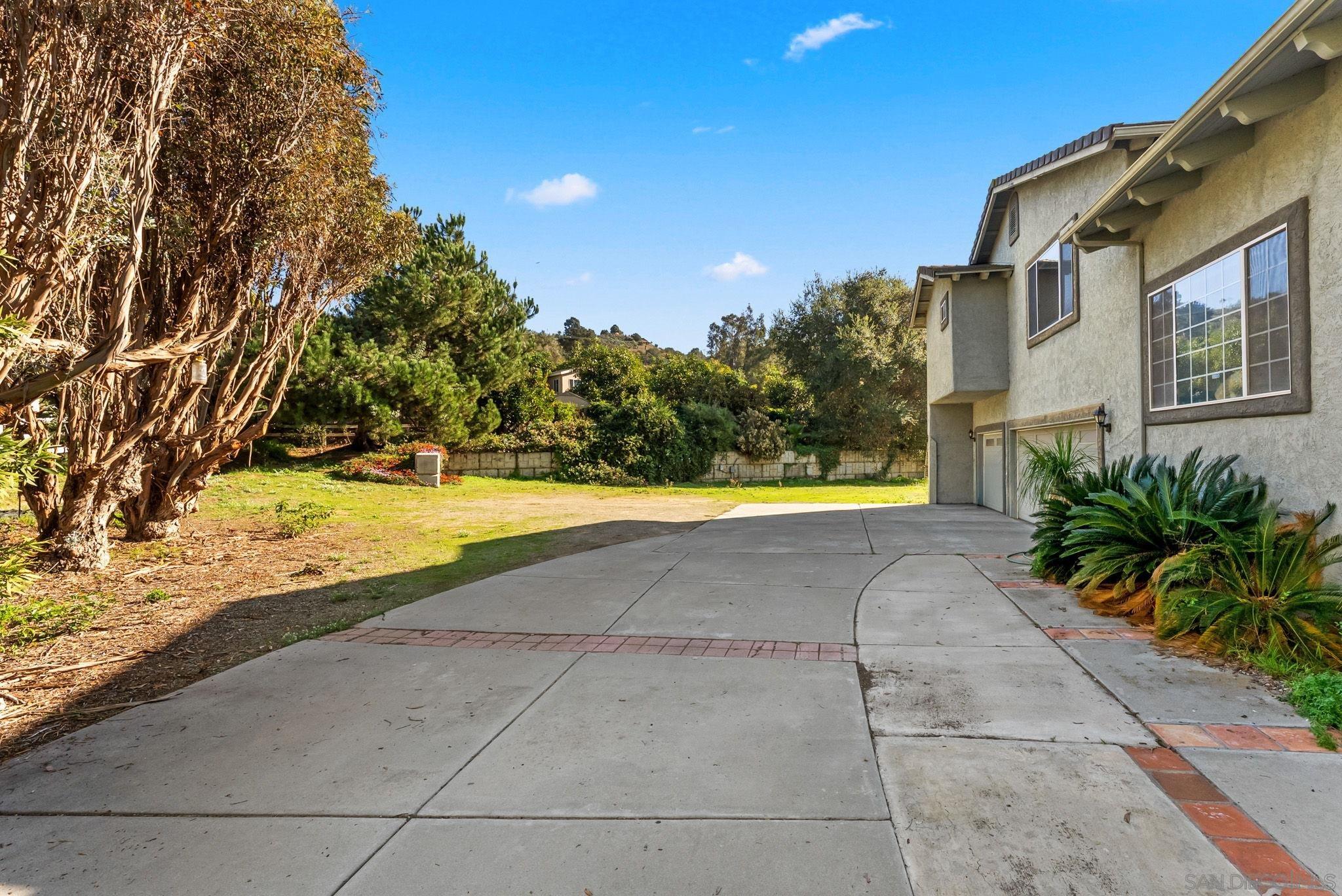 Detail Gallery Image 5 of 38 For 3849  Pala Mesa Drive, Fallbrook,  CA 92028 - 4 Beds | 3/1 Baths