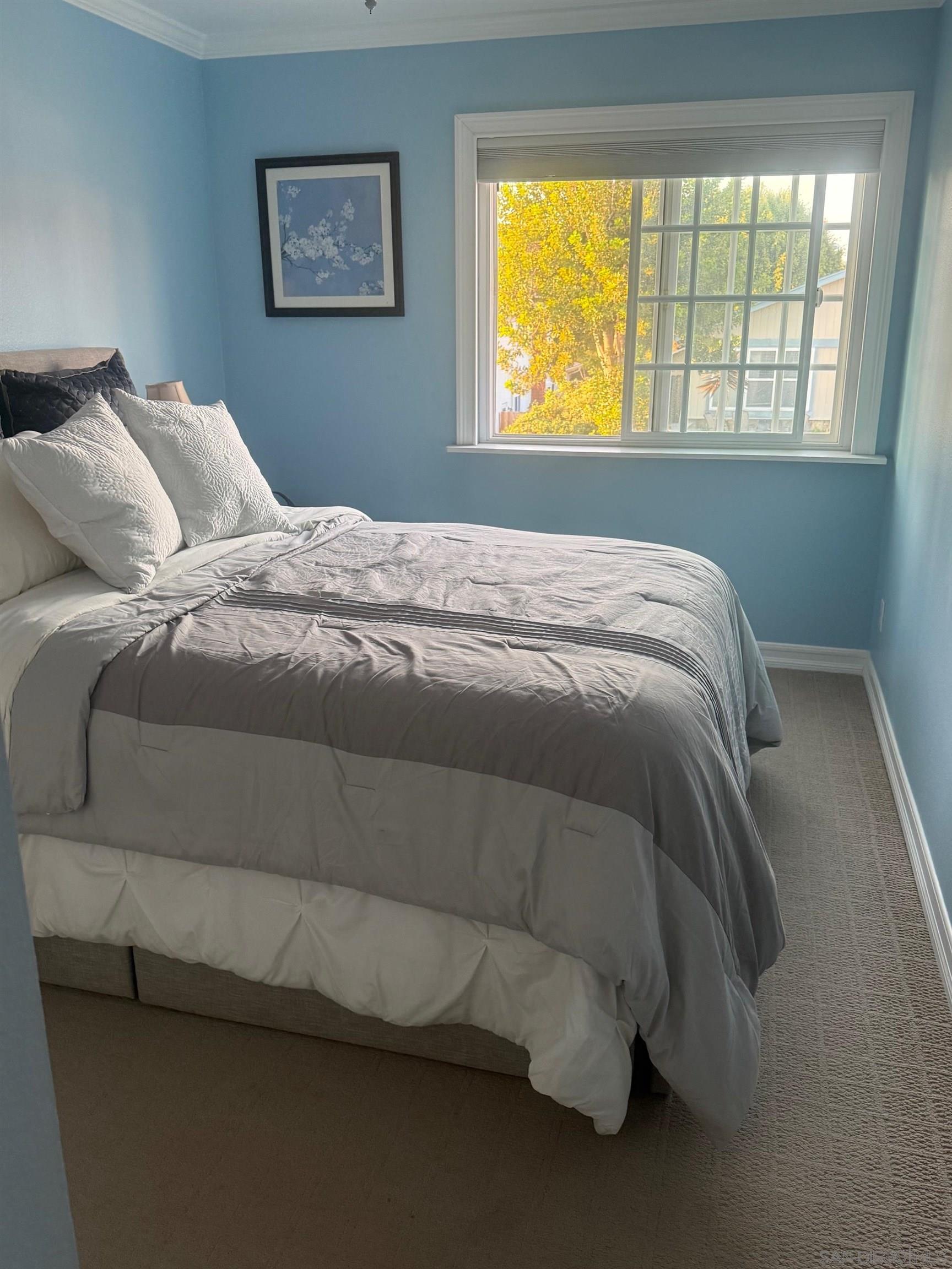 Detail Gallery Image 14 of 40 For 9569  via Pereza, San Diego,  AZ 92129 - 4 Beds | 3/1 Baths