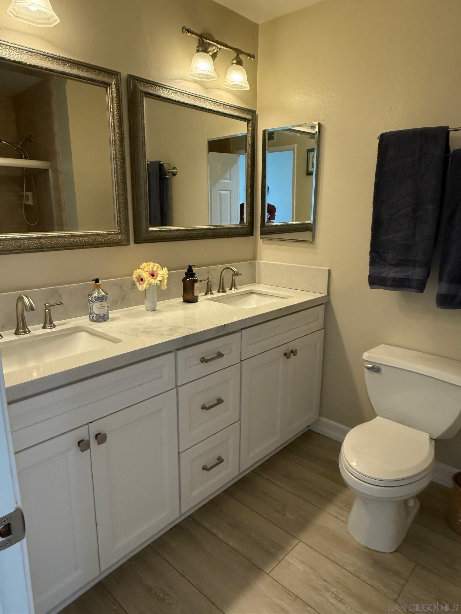 Detail Gallery Image 15 of 40 For 9569  via Pereza, San Diego,  AZ 92129 - 4 Beds | 3/1 Baths