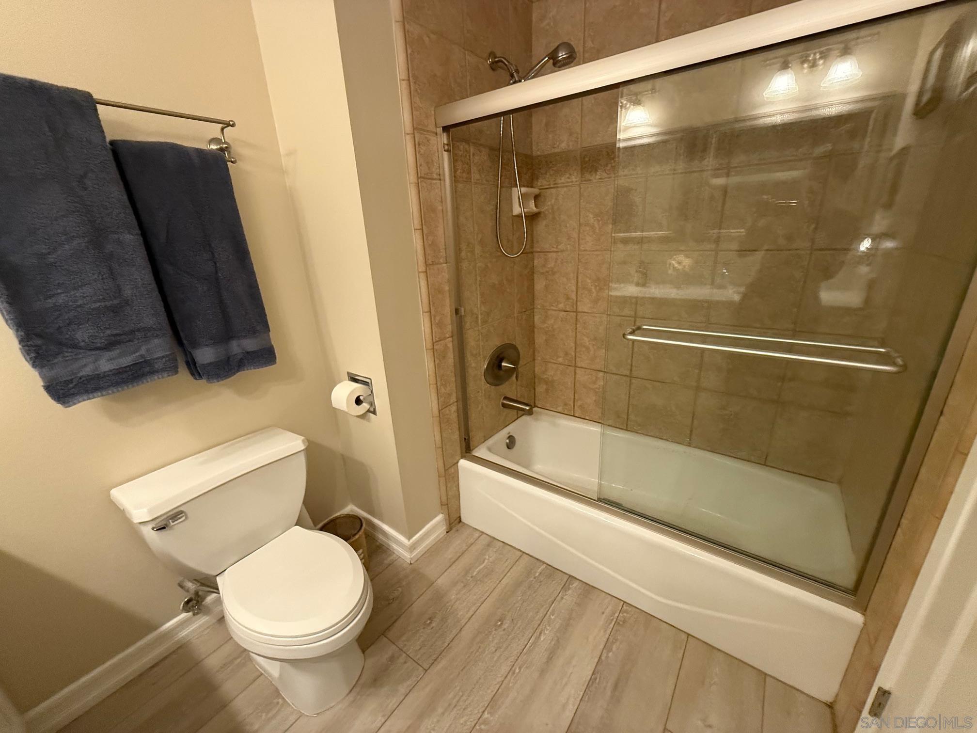 Detail Gallery Image 20 of 40 For 9569  via Pereza, San Diego,  AZ 92129 - 4 Beds | 3/1 Baths