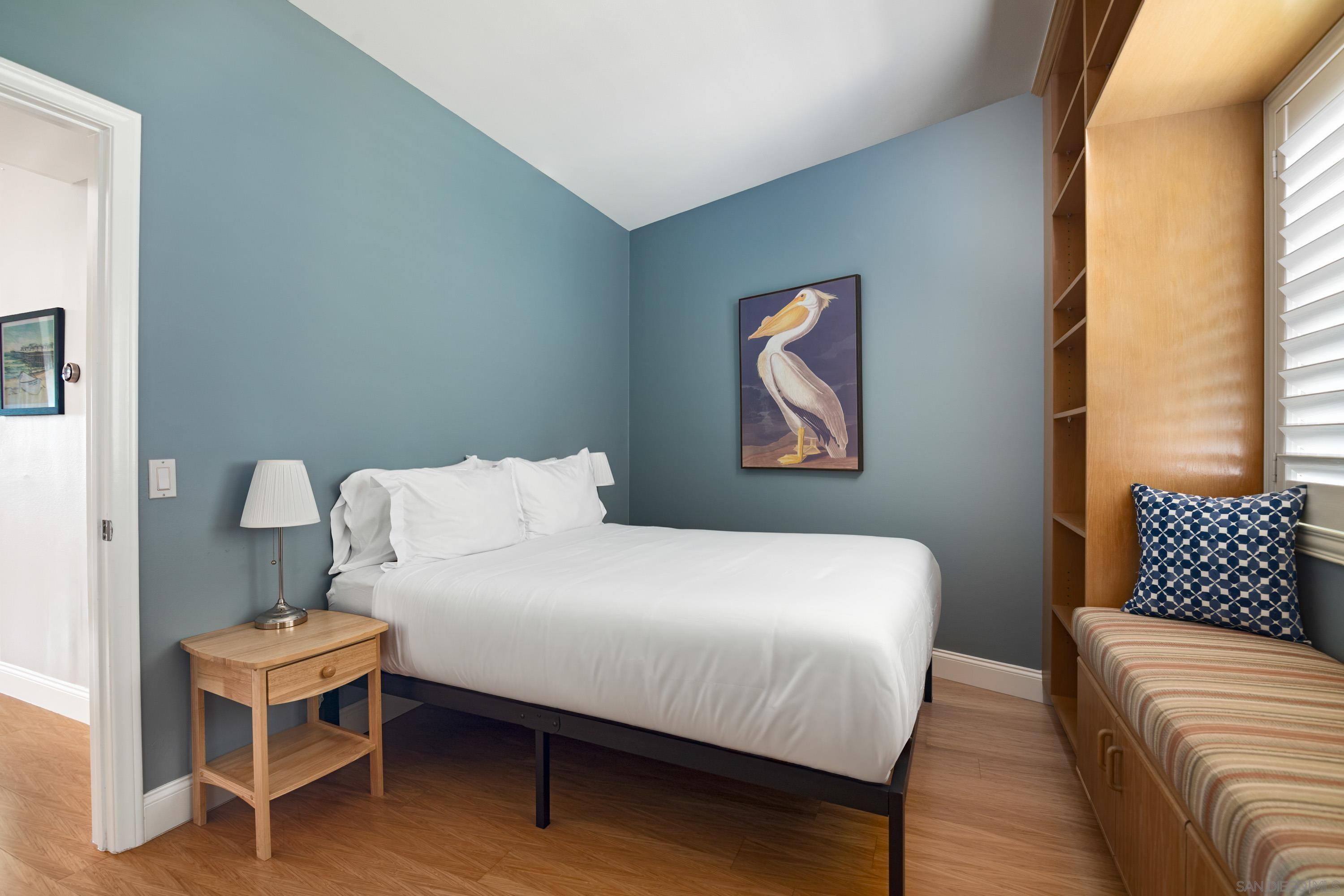 Detail Gallery Image 24 of 32 For 3701  Riviera Dr  11, San Diego,  CA 92109 - 3 Beds | 3 Baths