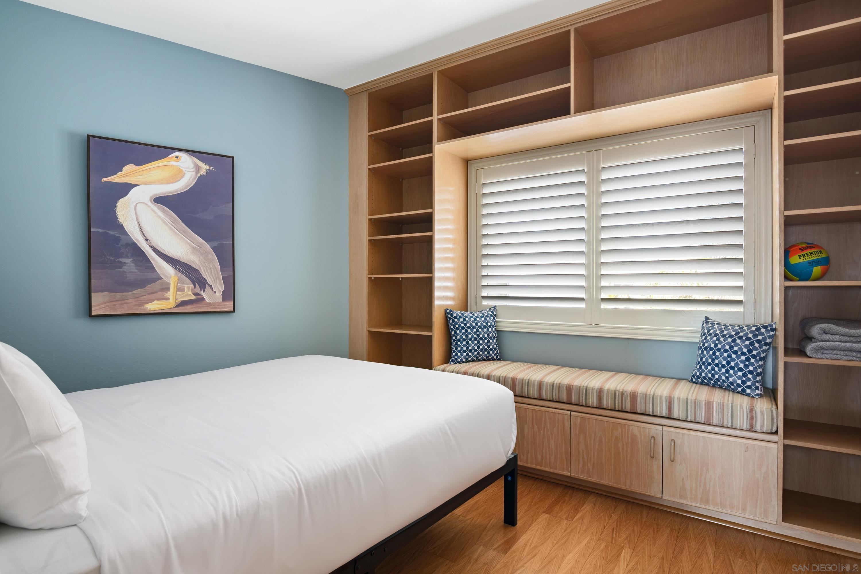 Detail Gallery Image 25 of 32 For 3701  Riviera Dr  11, San Diego,  CA 92109 - 3 Beds | 3 Baths