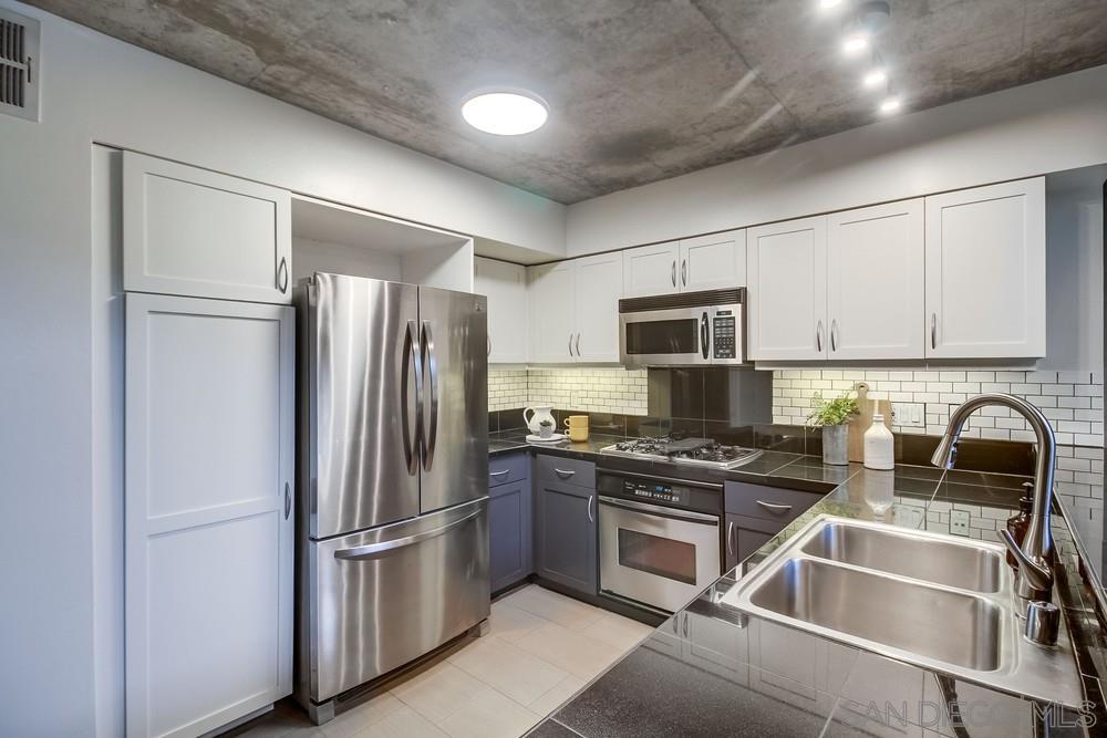 Detail Gallery Image 12 of 46 For 1780  Kettner Blvd  #106,  San Diego,  CA 92101 - 1 Beds | 1/1 Baths