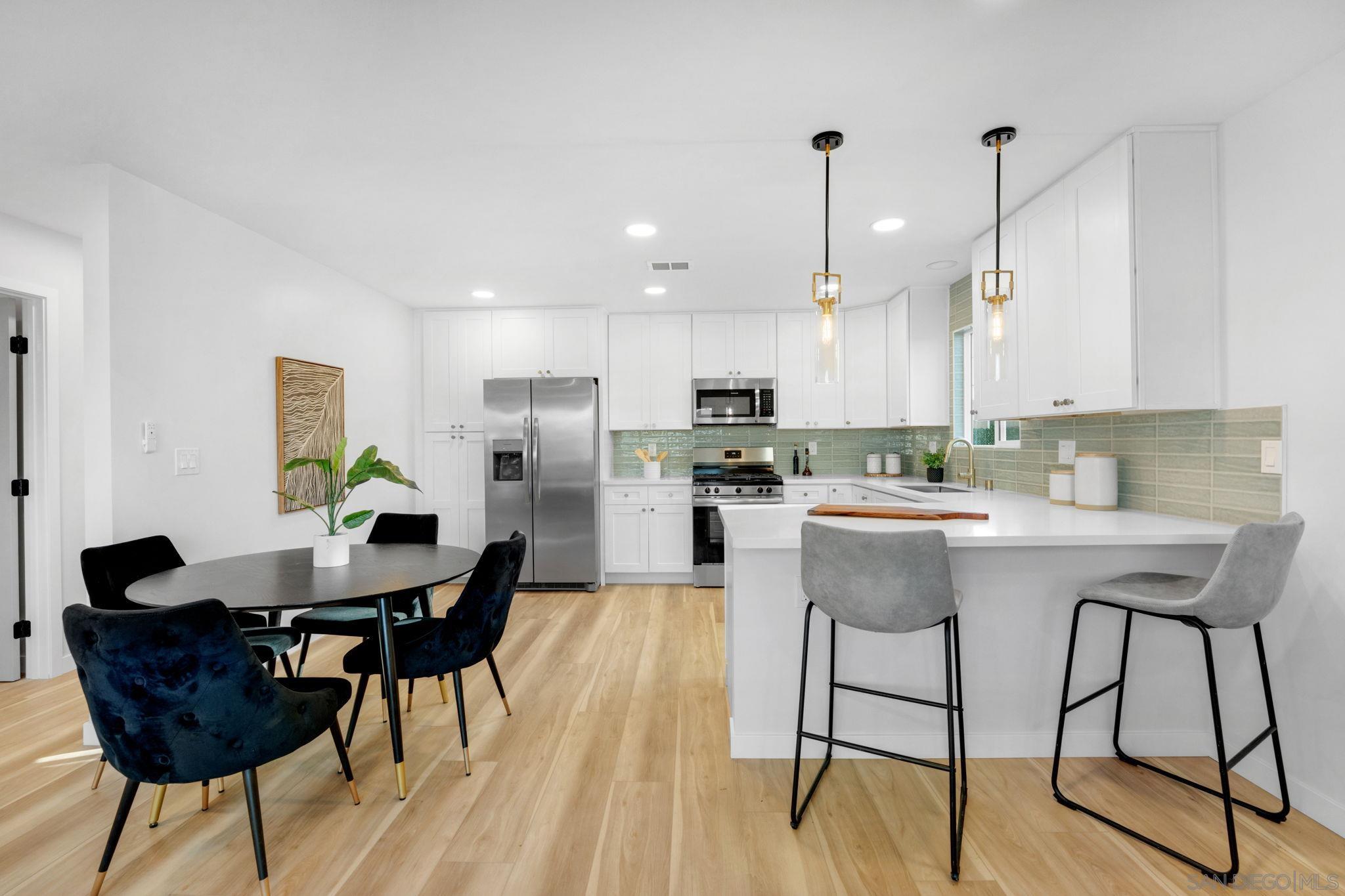 Detail Gallery Image 7 of 30 For 4509  Manitou Way, San Diego,  CA 92117 - 3 Beds | 2 Baths