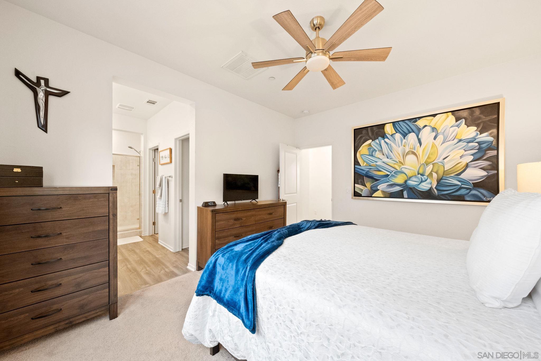Detail Gallery Image 20 of 44 For 5360  Calle Rockfish  #32,  San Diego,  CA 92154 - 3 Beds | 2/1 Baths