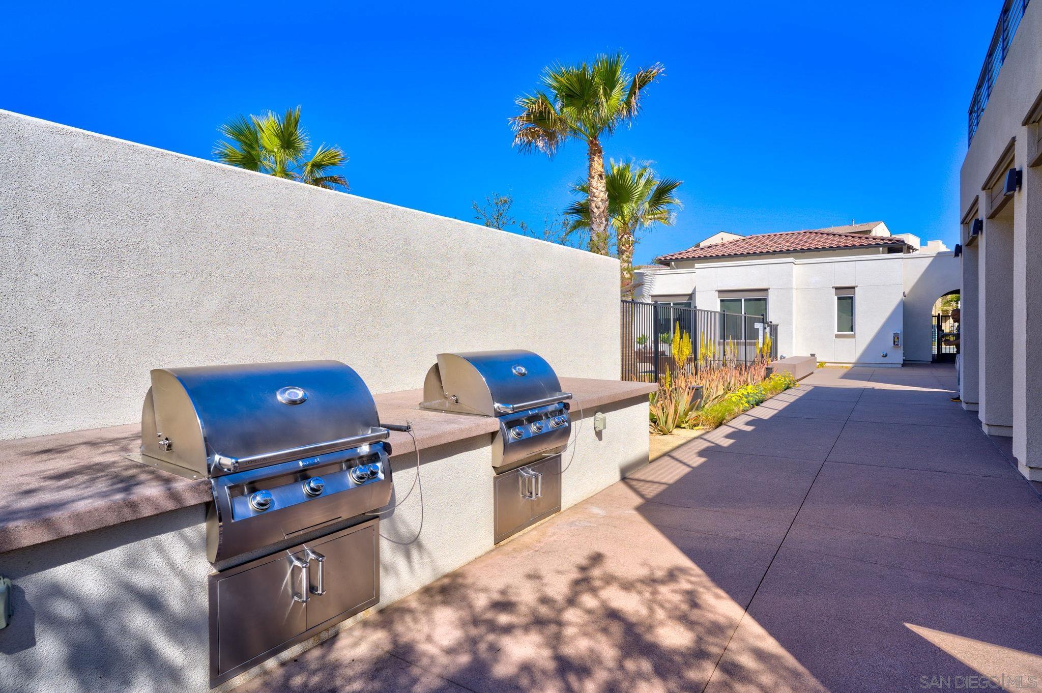 Detail Gallery Image 38 of 44 For 5360  Calle Rockfish  #32,  San Diego,  CA 92154 - 3 Beds | 2/1 Baths