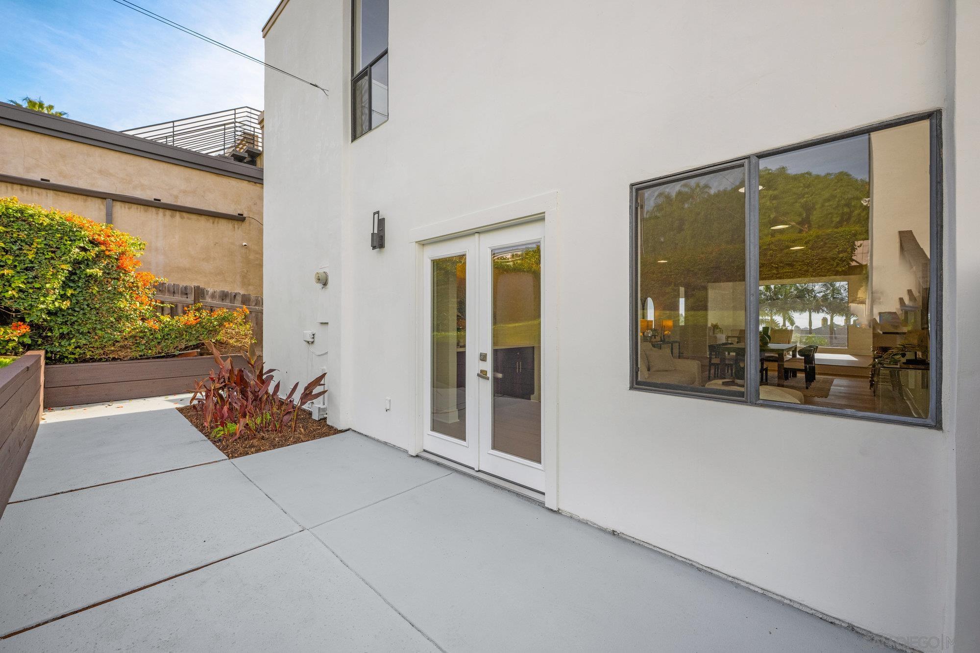 Detail Gallery Image 32 of 37 For 1712  Beryl St, San Diego,  CA 92109 - 4 Beds | 3 Baths