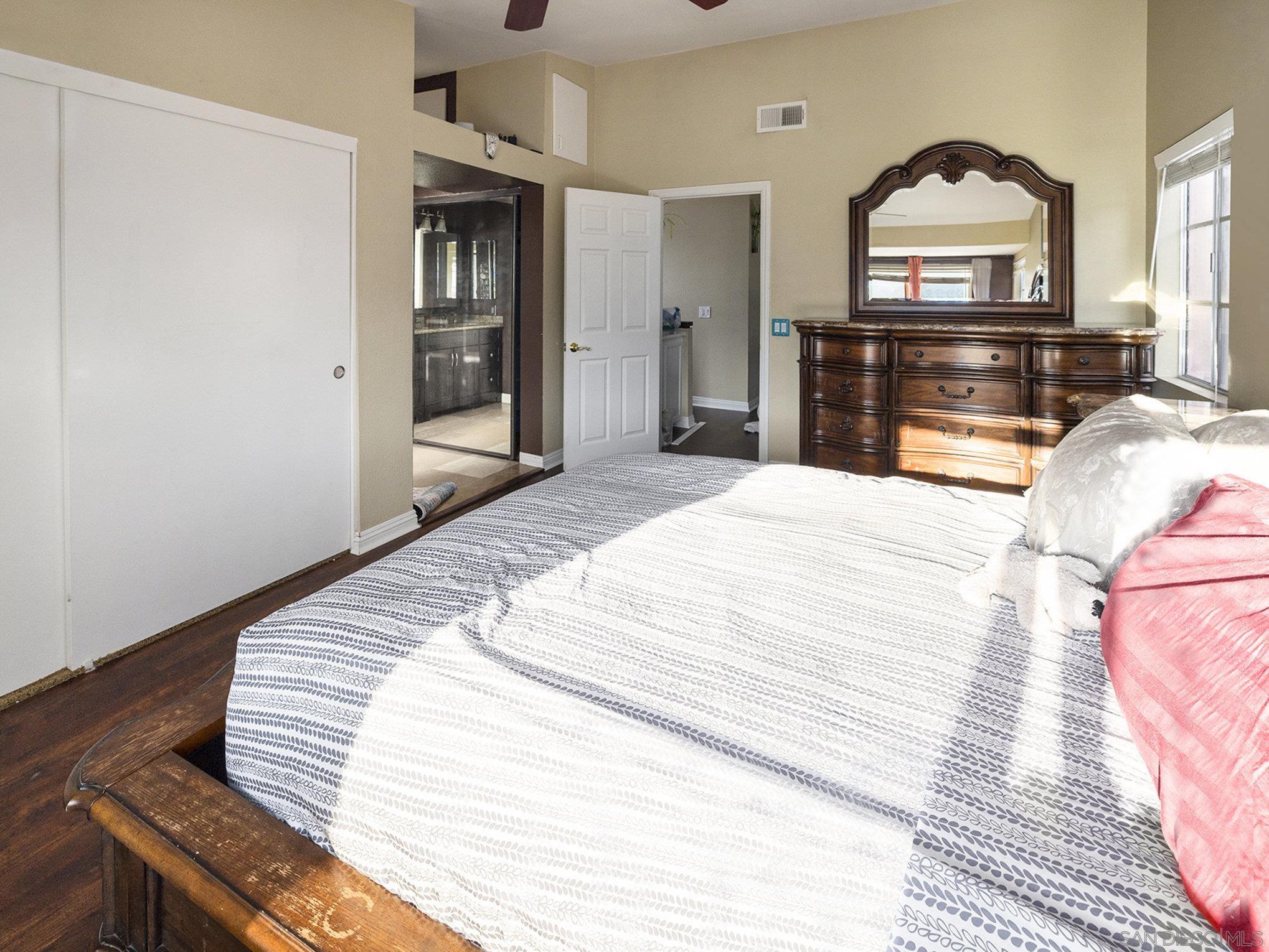 Detail Gallery Image 15 of 32 For 757  Granite Hills Cir, El Cajon,  CA 92019 - 3 Beds | 2/1 Baths