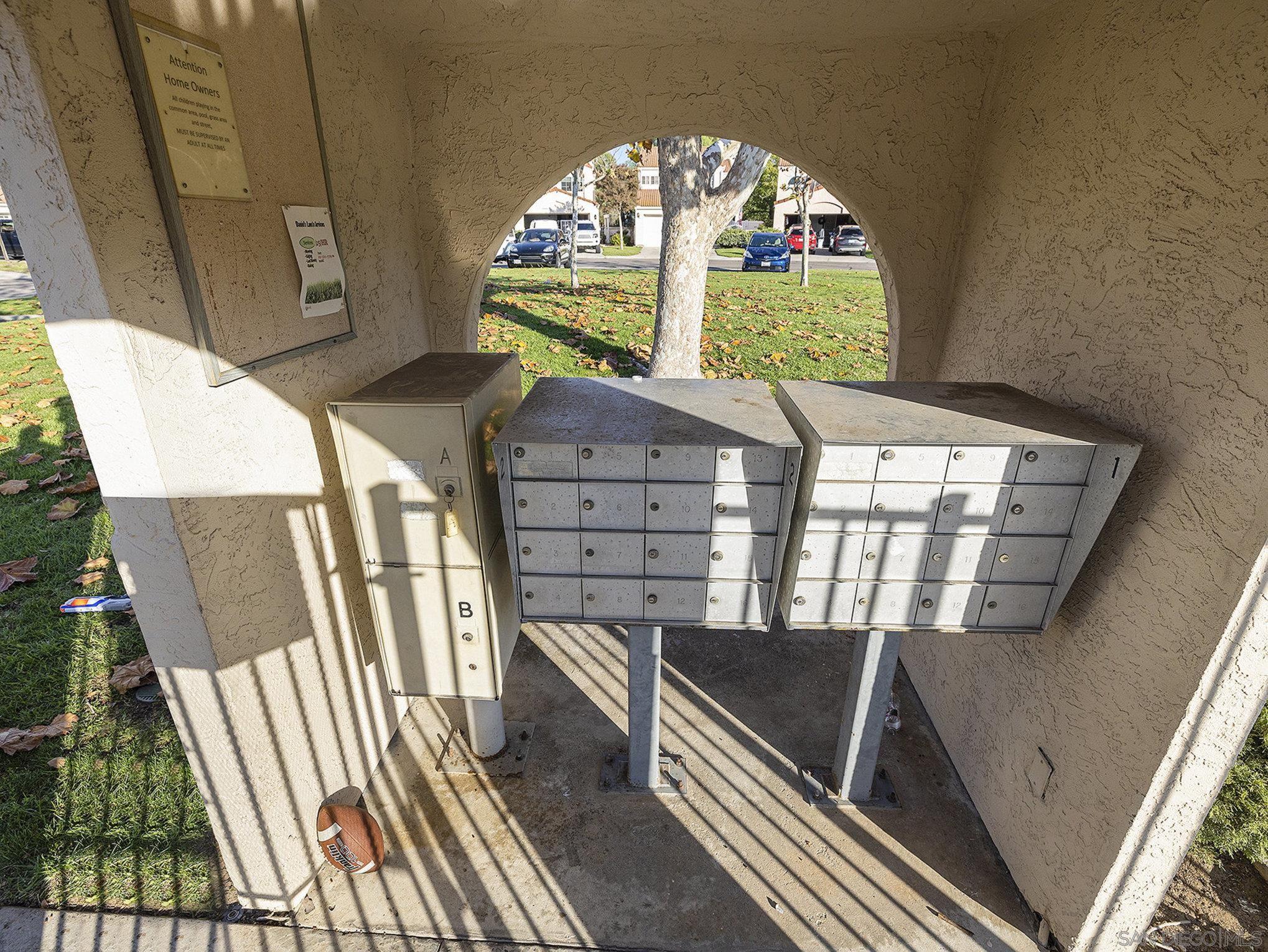 Detail Gallery Image 26 of 32 For 757  Granite Hills Cir, El Cajon,  CA 92019 - 3 Beds | 2/1 Baths