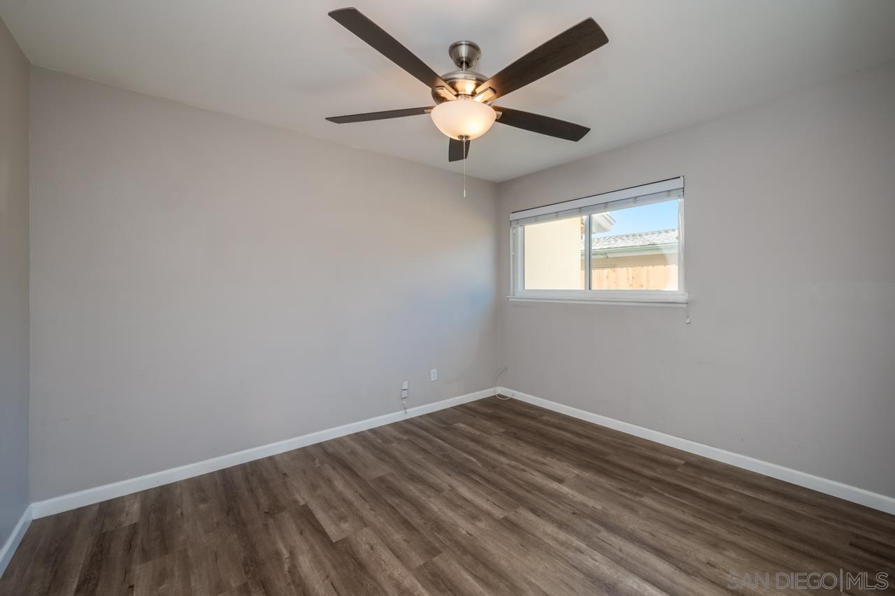 Detail Gallery Image 15 of 33 For 4374  Mount Hukee Ave, San Diego,  CA 92117 - 4 Beds | 2 Baths