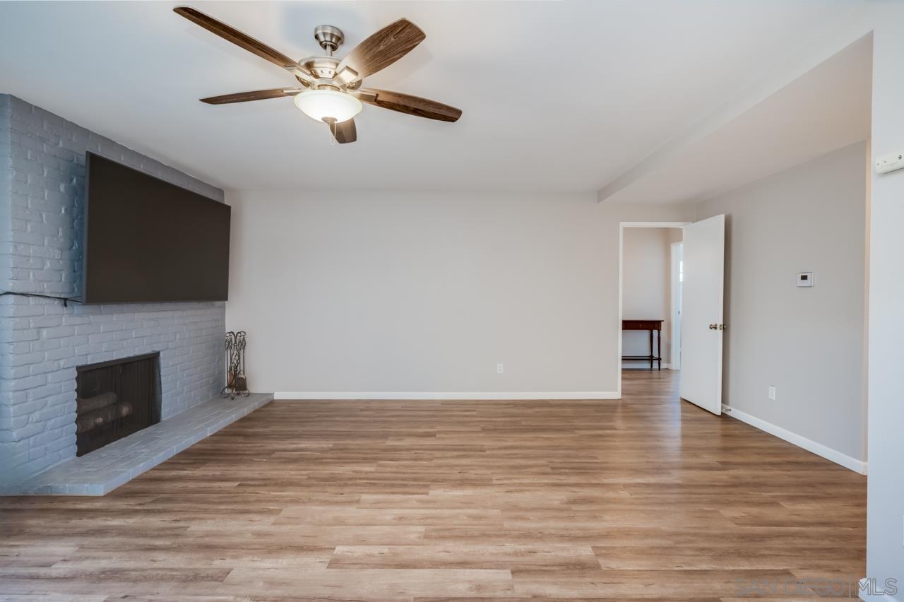 Detail Gallery Image 6 of 33 For 4374  Mount Hukee Ave, San Diego,  CA 92117 - 4 Beds | 2 Baths