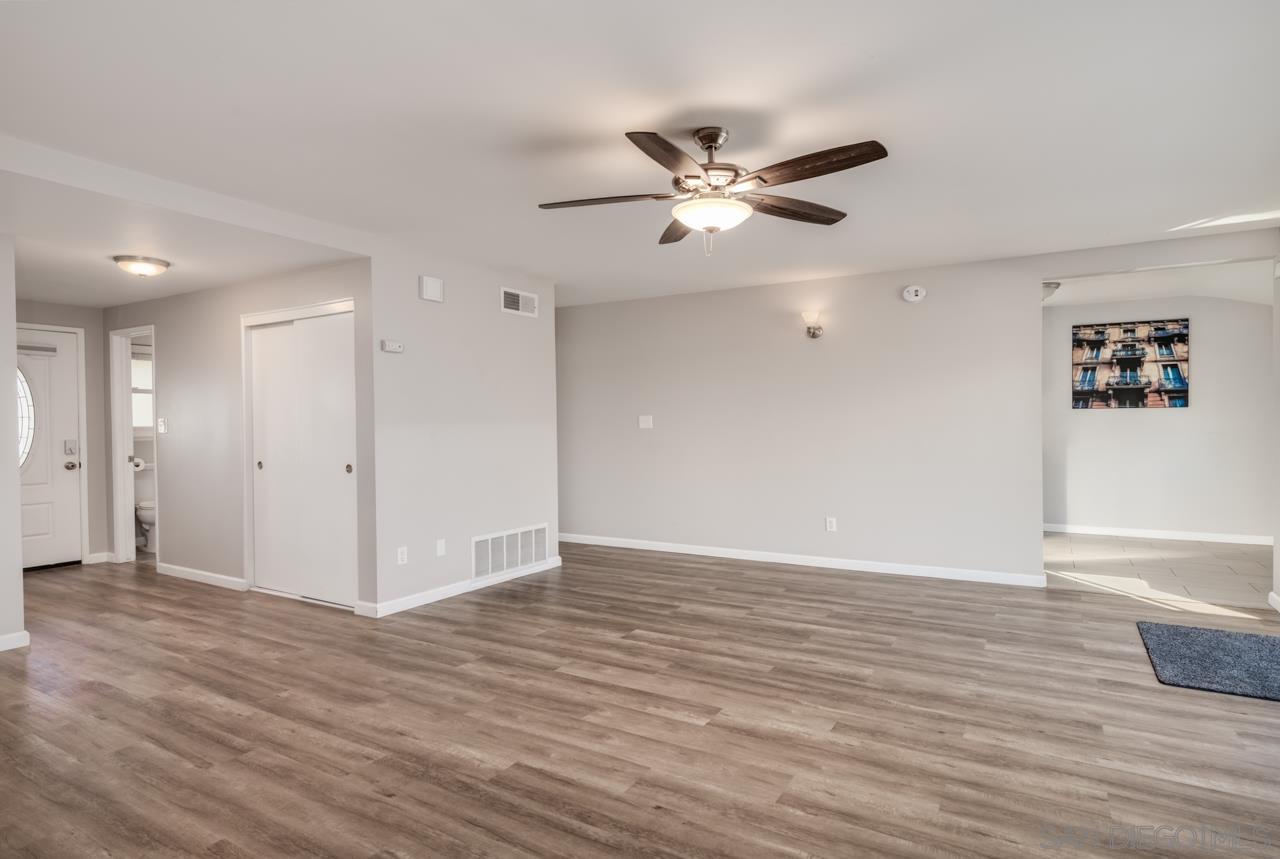 Detail Gallery Image 7 of 33 For 4374  Mount Hukee Ave, San Diego,  CA 92117 - 4 Beds | 2 Baths