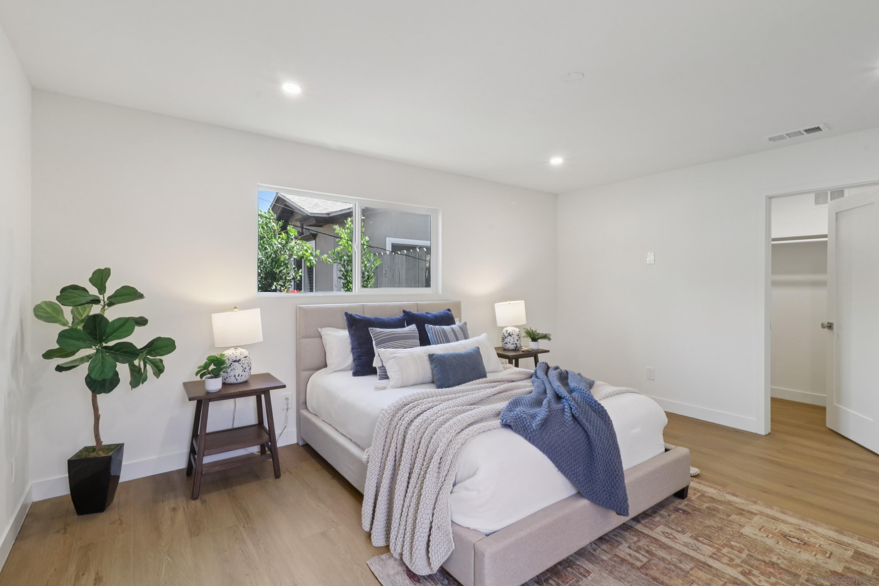 Detail Gallery Image 15 of 37 For 5011  Gardena Ave, San Diego,  CA 92110 - 4 Beds | 2/1 Baths