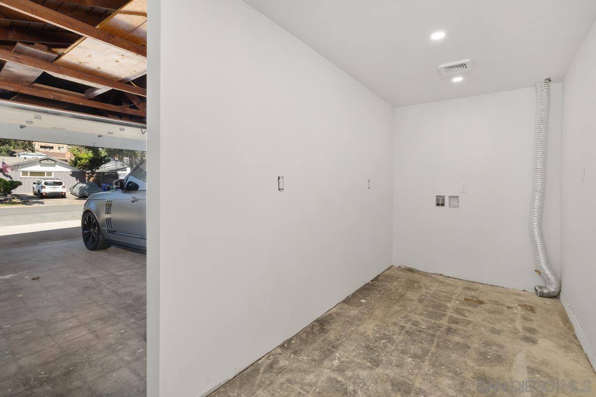 Detail Gallery Image 28 of 37 For 5011  Gardena Ave, San Diego,  CA 92110 - 4 Beds | 2/1 Baths