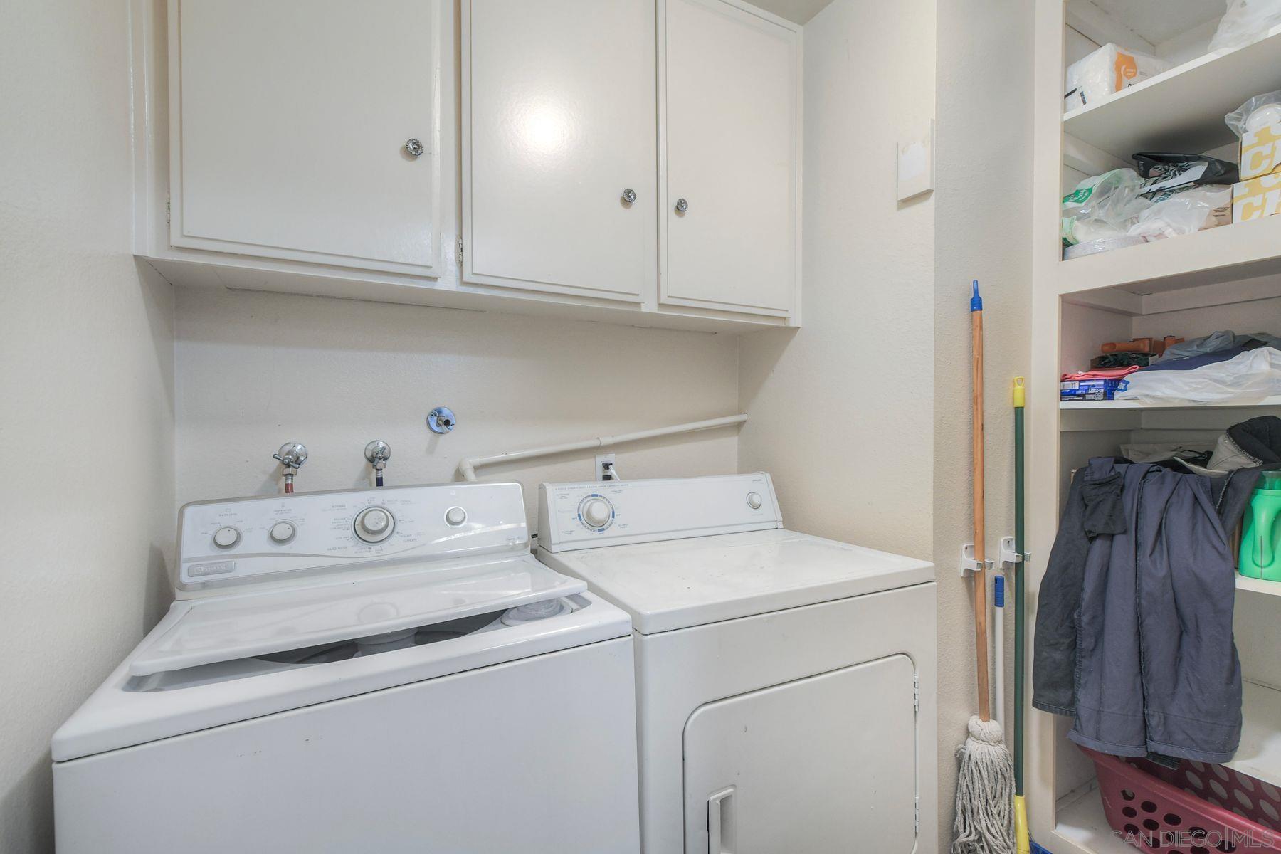 Detail Gallery Image 12 of 18 For 2049  Golden Circle Dr, Escondido,  CA 92026 - 3 Beds | 2 Baths