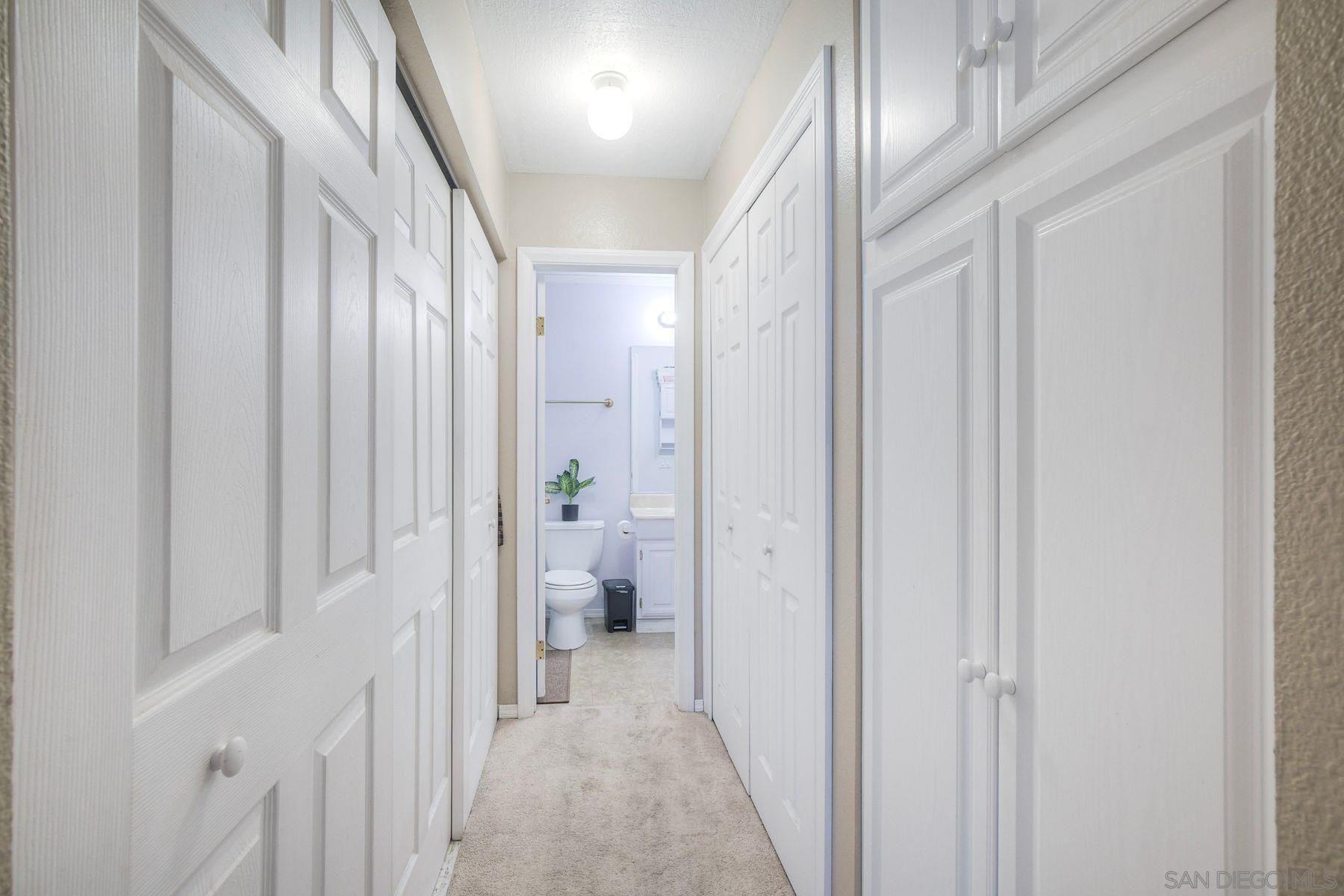 Detail Gallery Image 14 of 18 For 2049  Golden Circle Dr, Escondido,  CA 92026 - 3 Beds | 2 Baths