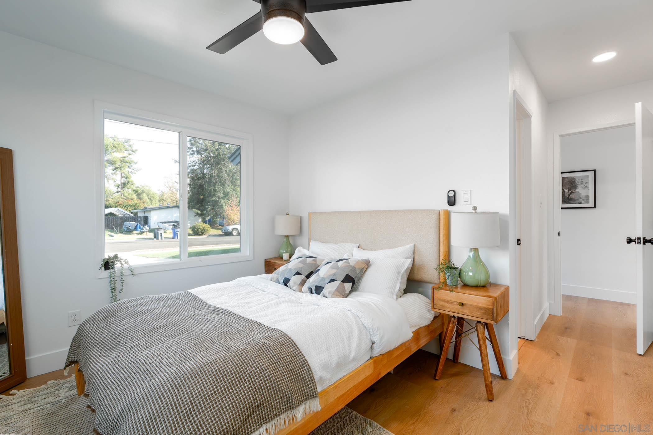 Detail Gallery Image 12 of 26 For 12918  Seiler Street, Poway,  CA 92064 - 4 Beds | 2 Baths