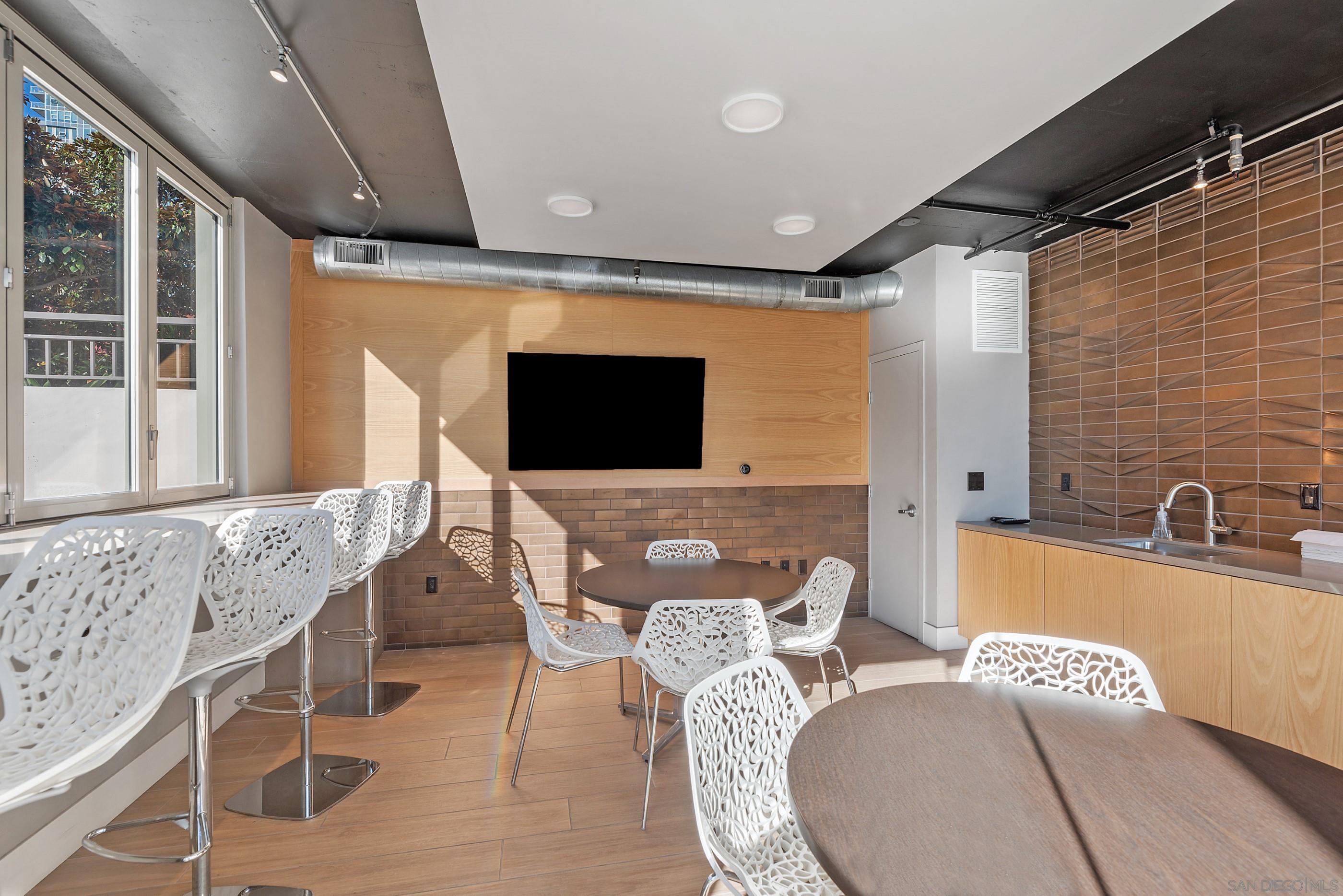 Detail Gallery Image 37 of 51 For 1240  India St  #2105,  San Diego,  CA 92101 - 1 Beds | 1 Baths