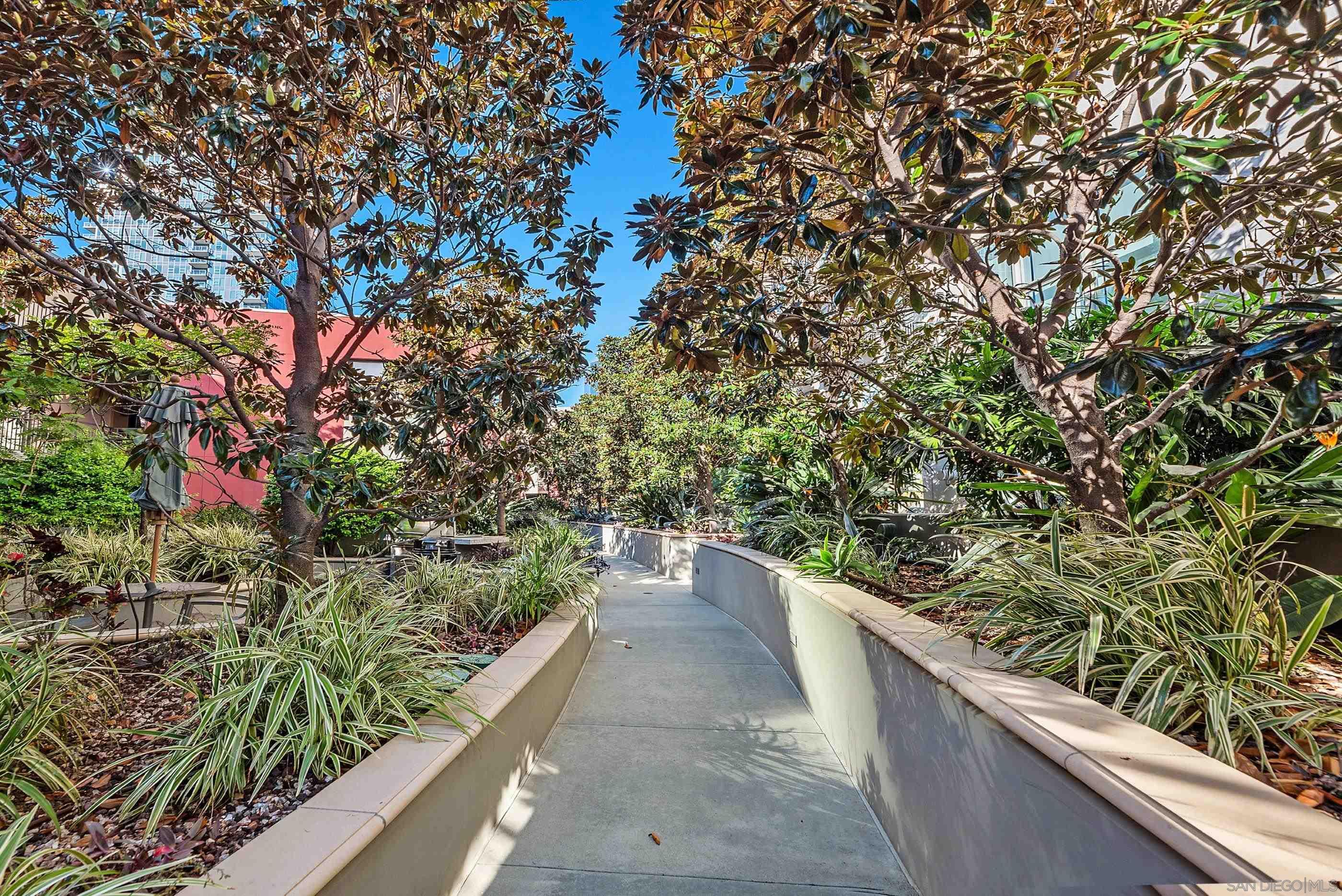 Detail Gallery Image 40 of 51 For 1240  India St  #2105,  San Diego,  CA 92101 - 1 Beds | 1 Baths