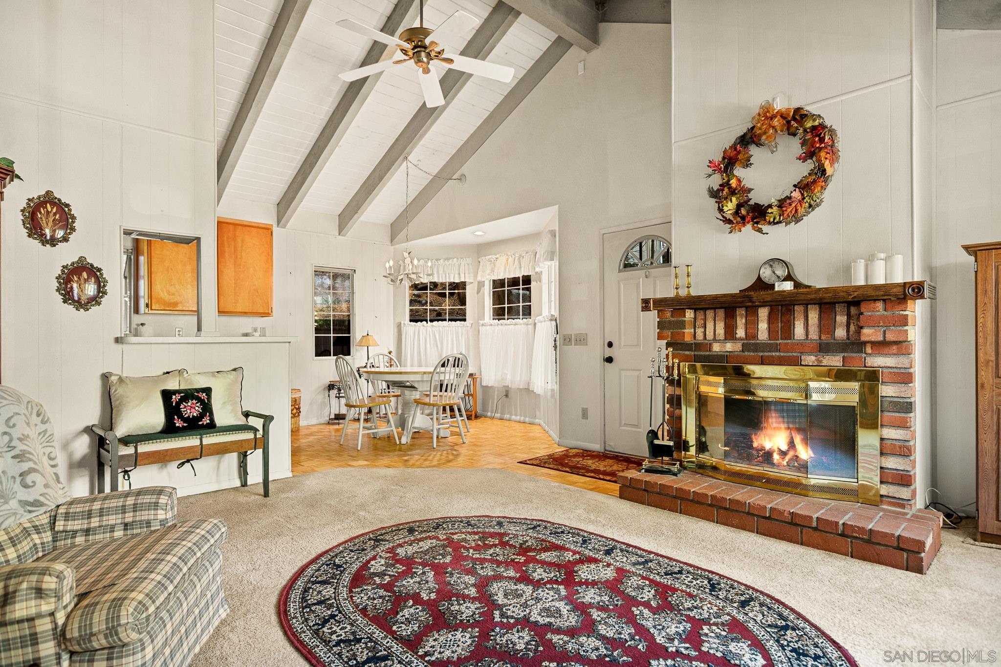 Detail Gallery Image 9 of 25 For 26582  Lake Forest Dr, Twin Peaks,  CA 92391 - 3 Beds | 1/1 Baths