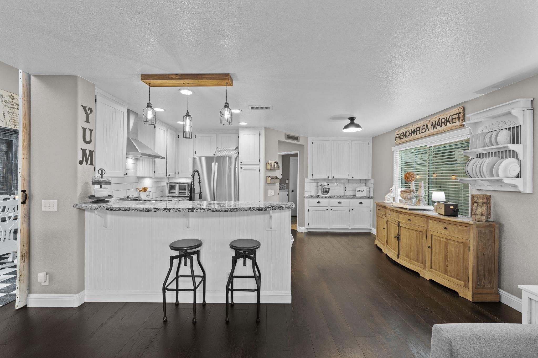 Detail Gallery Image 12 of 30 For 1846  Corte Pulsera, Oceanside,  CA 92056 - 3 Beds | 2/1 Baths