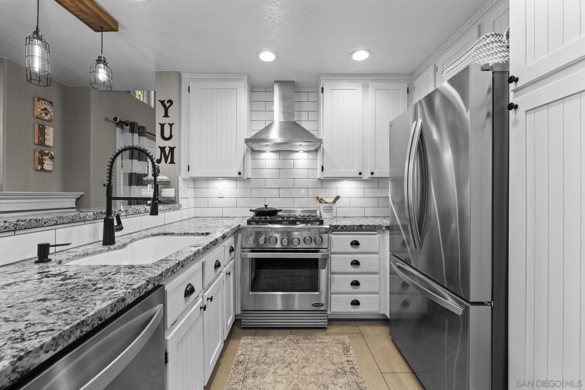 Detail Gallery Image 14 of 30 For 1846  Corte Pulsera, Oceanside,  CA 92056 - 3 Beds | 2/1 Baths