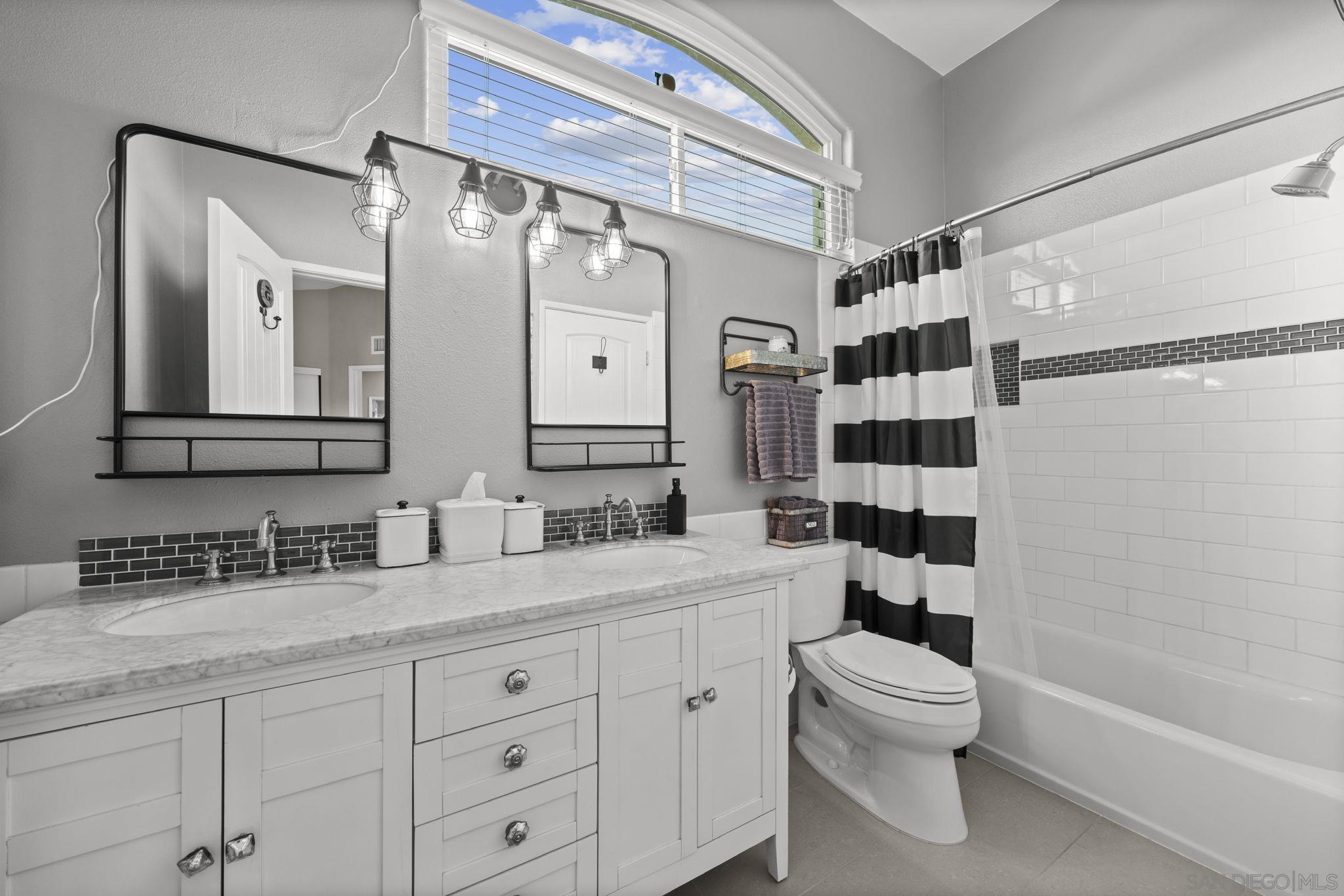 Detail Gallery Image 22 of 30 For 1846  Corte Pulsera, Oceanside,  CA 92056 - 3 Beds | 2/1 Baths