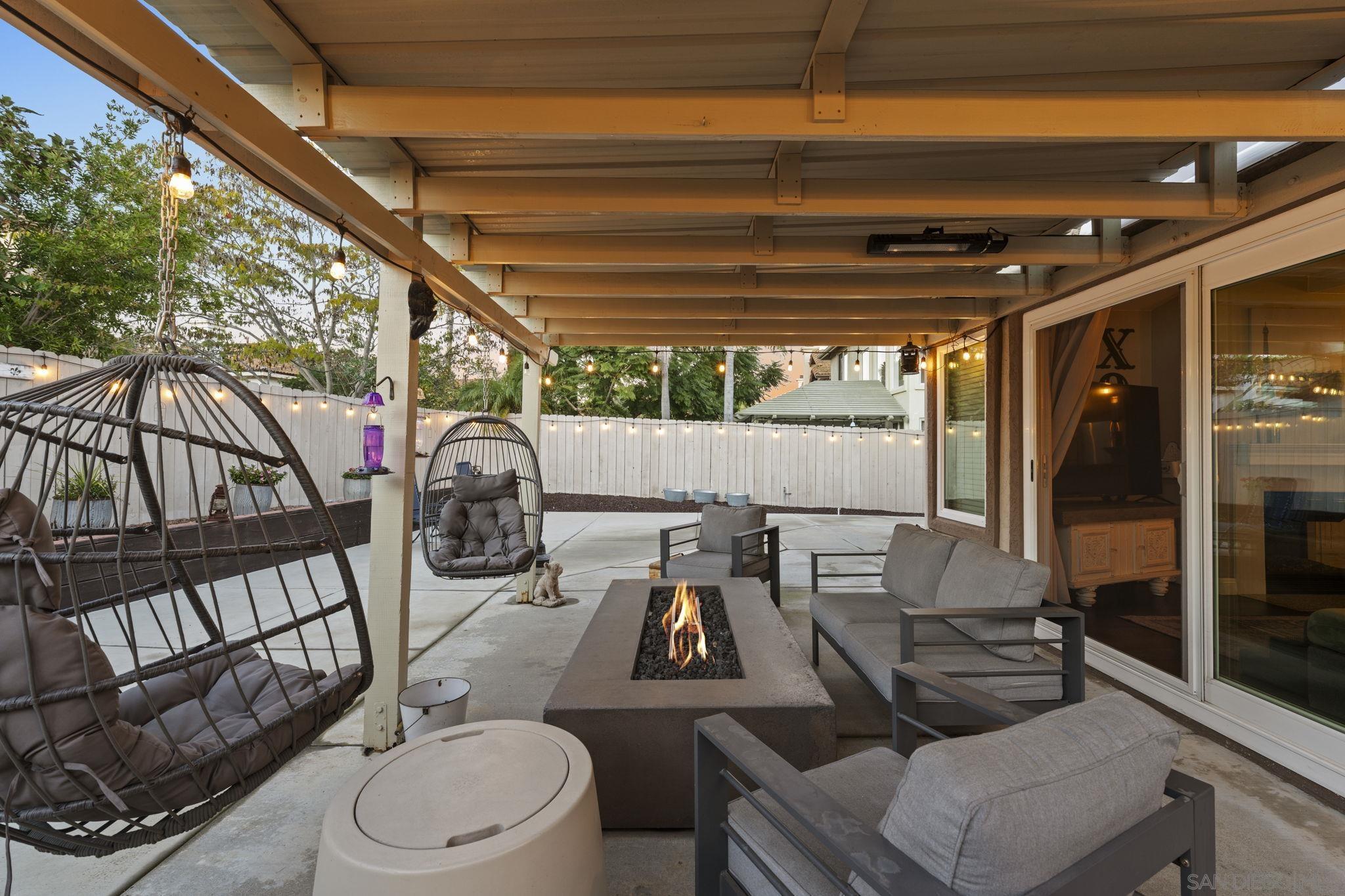 Detail Gallery Image 4 of 30 For 1846  Corte Pulsera, Oceanside,  CA 92056 - 3 Beds | 2/1 Baths